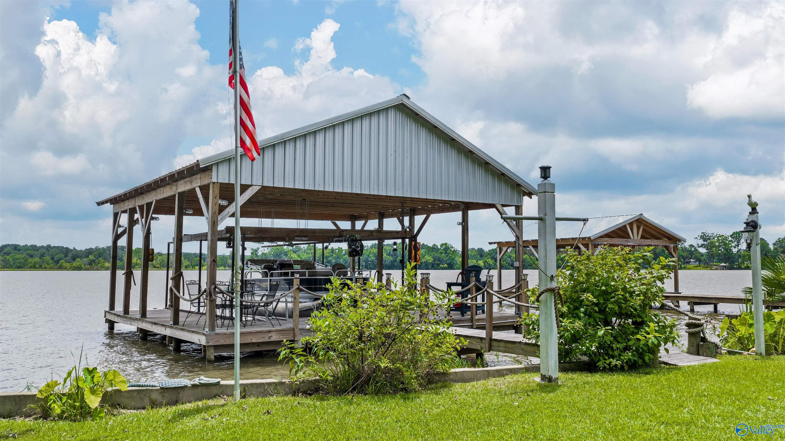 220 County Road 803
