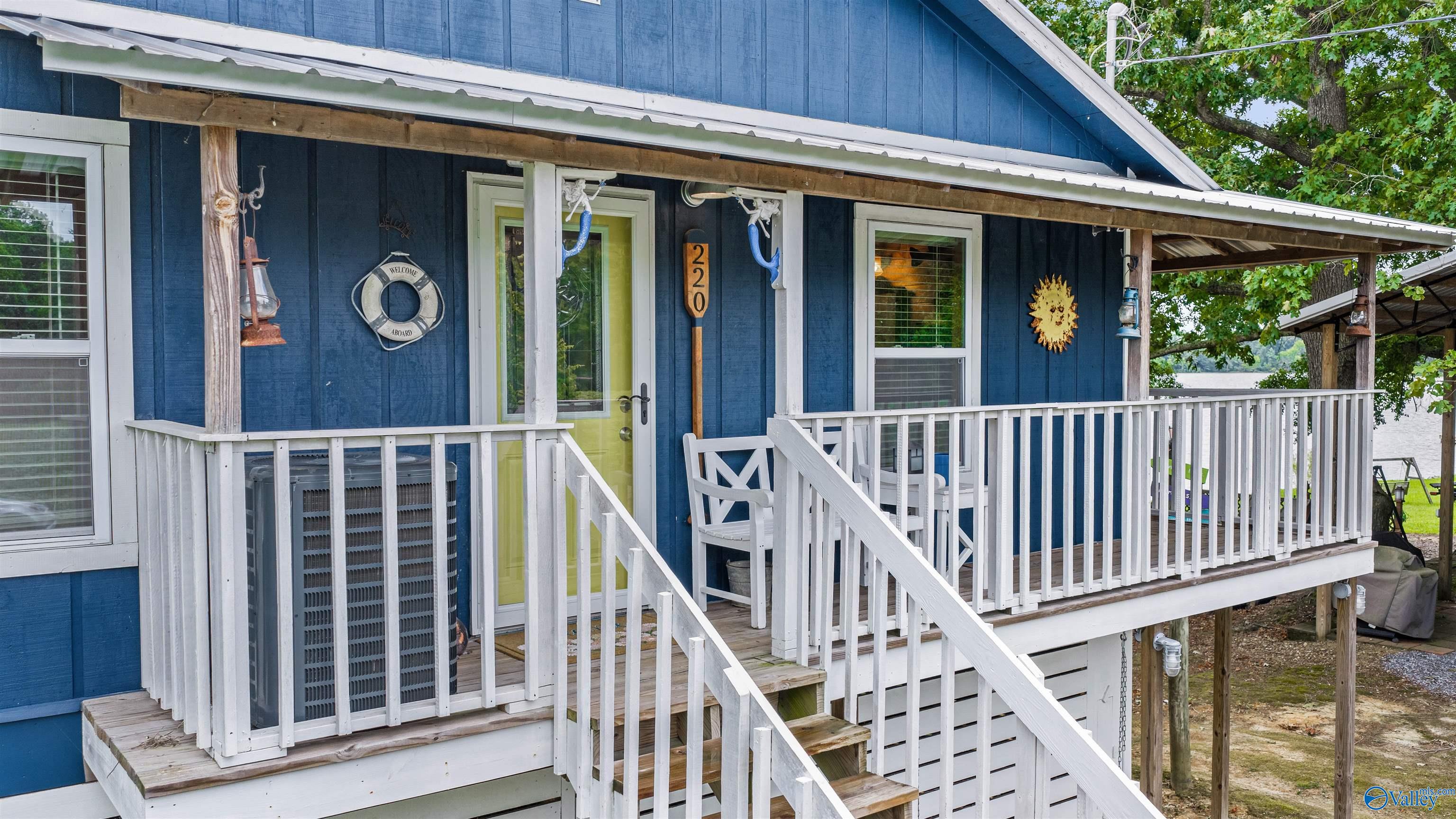 220 County Road 803