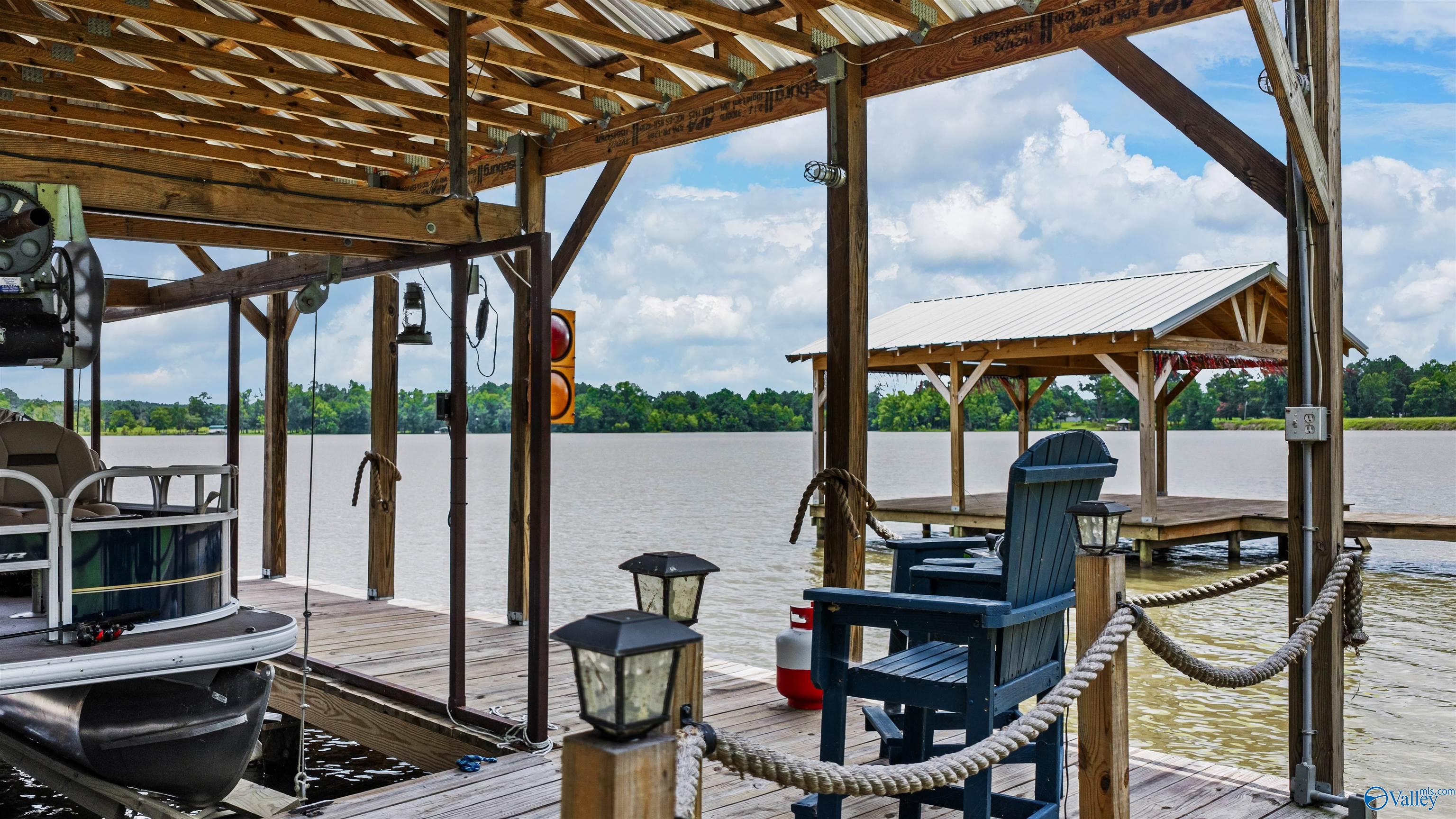 220 County Road 803
