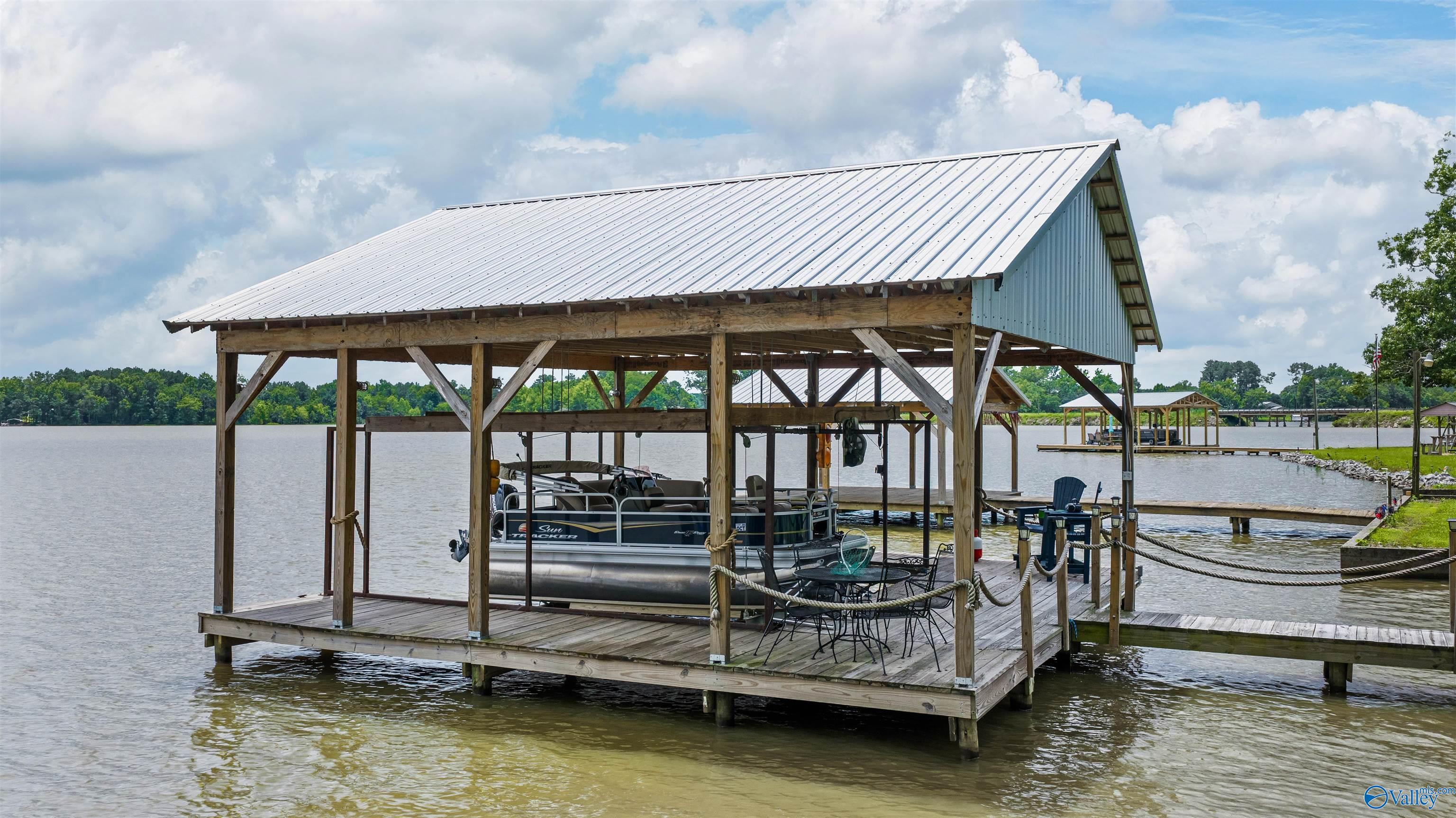 220 County Road 803