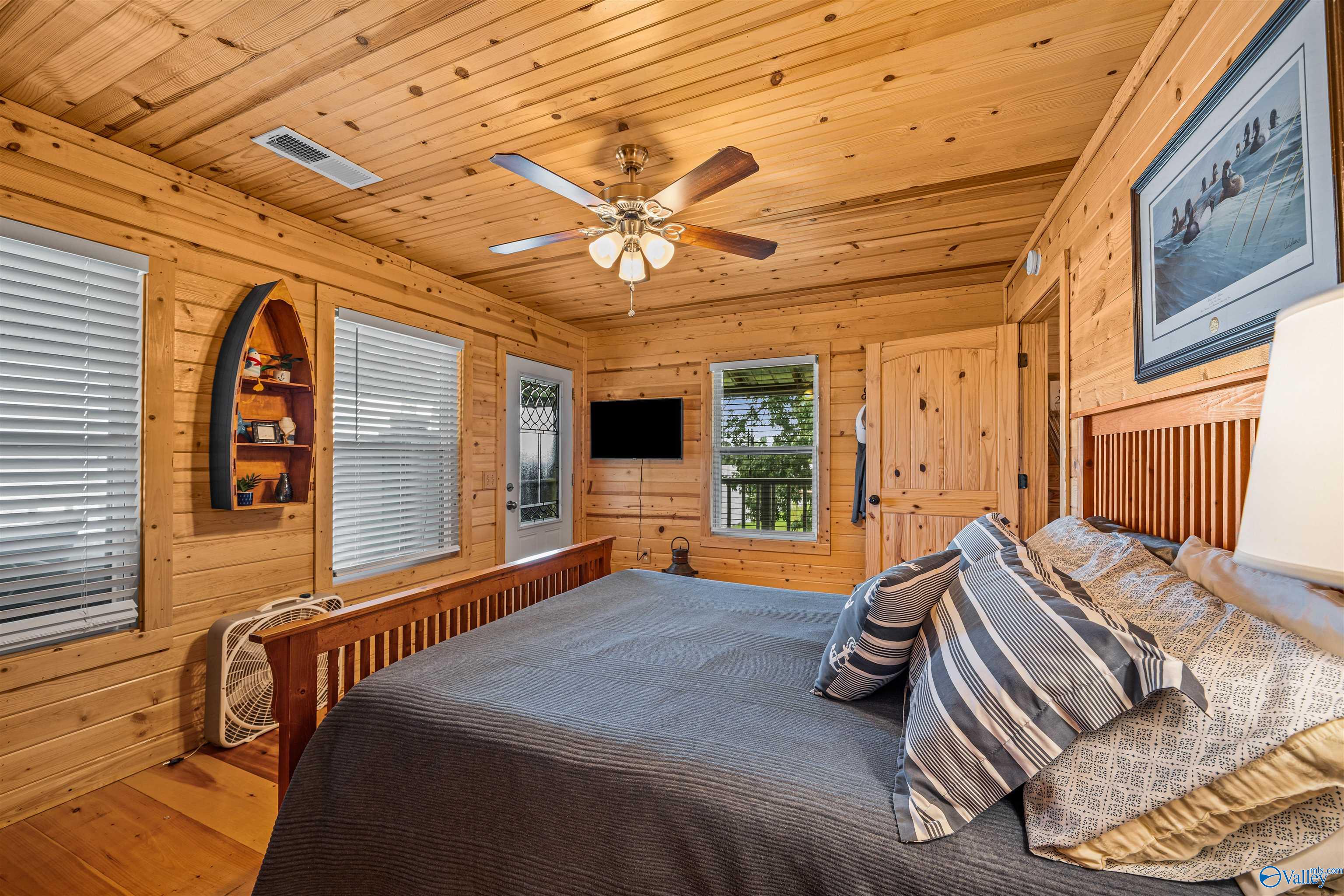 220 County Road 803