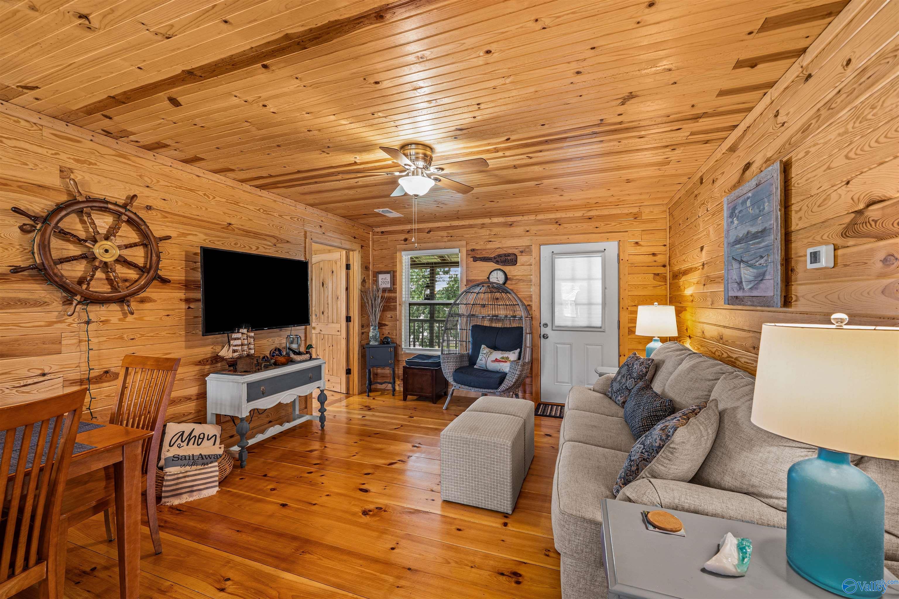 220 County Road 803