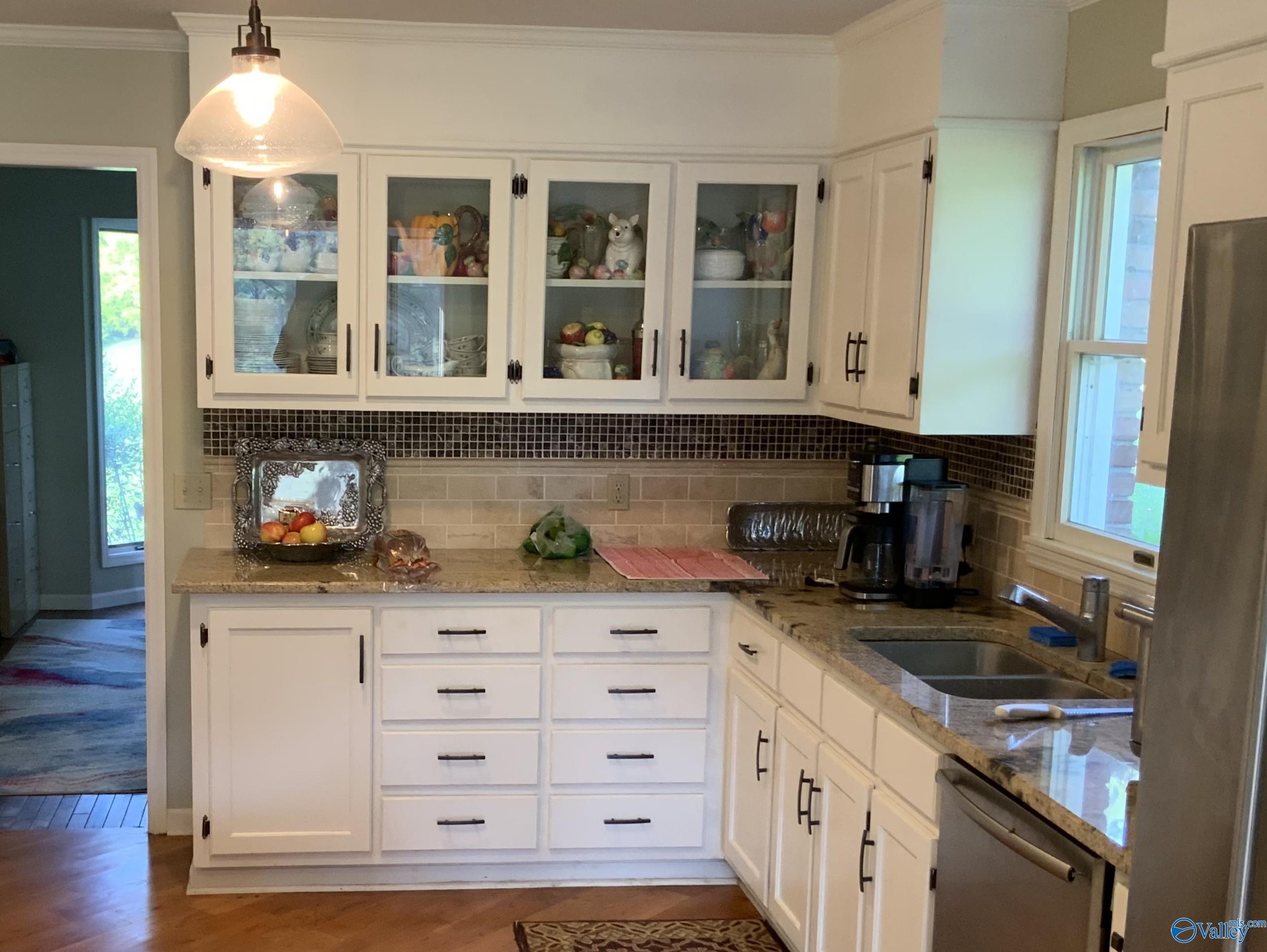 910 Fairway Road NW