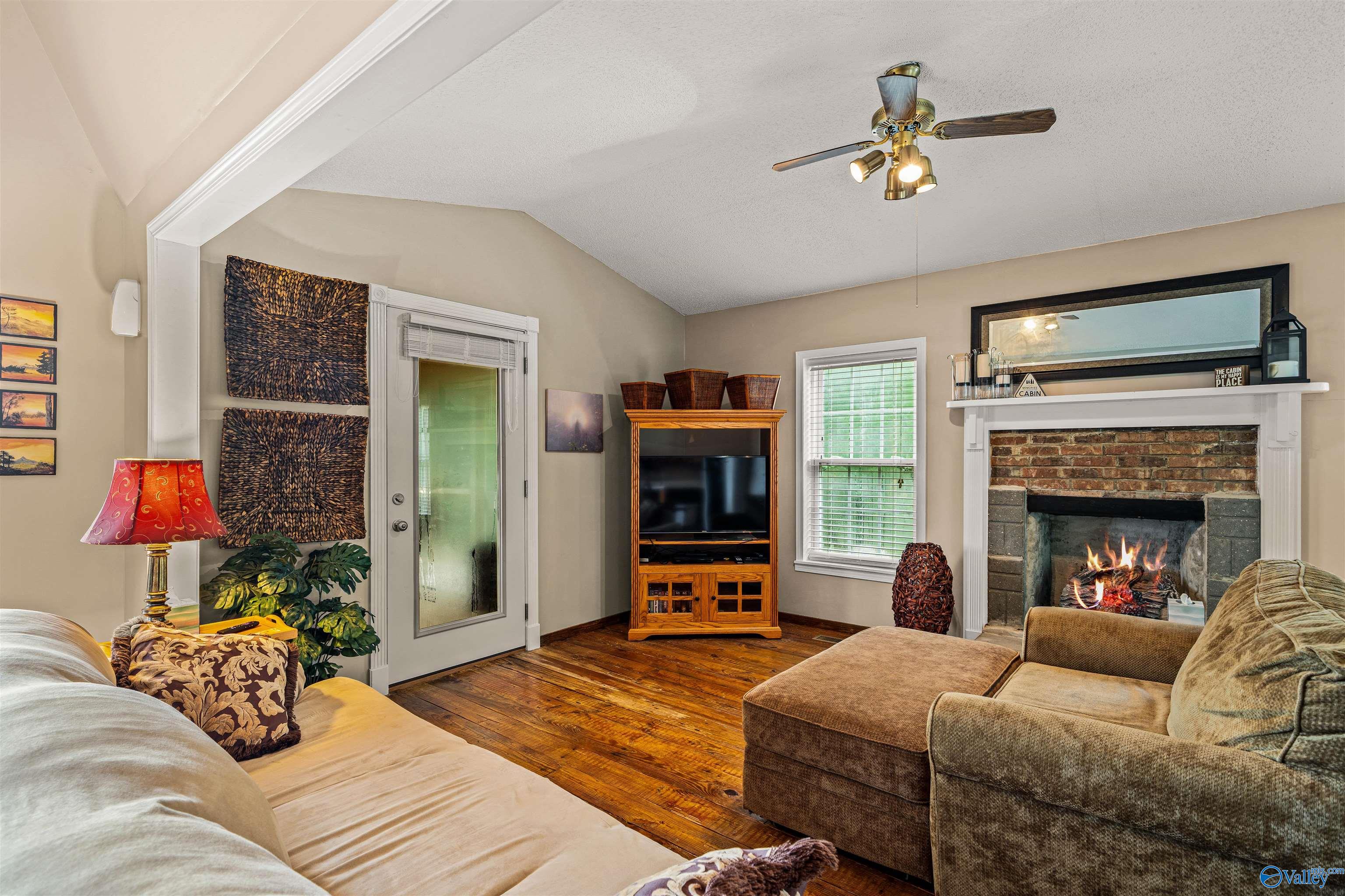 434 County Road 107