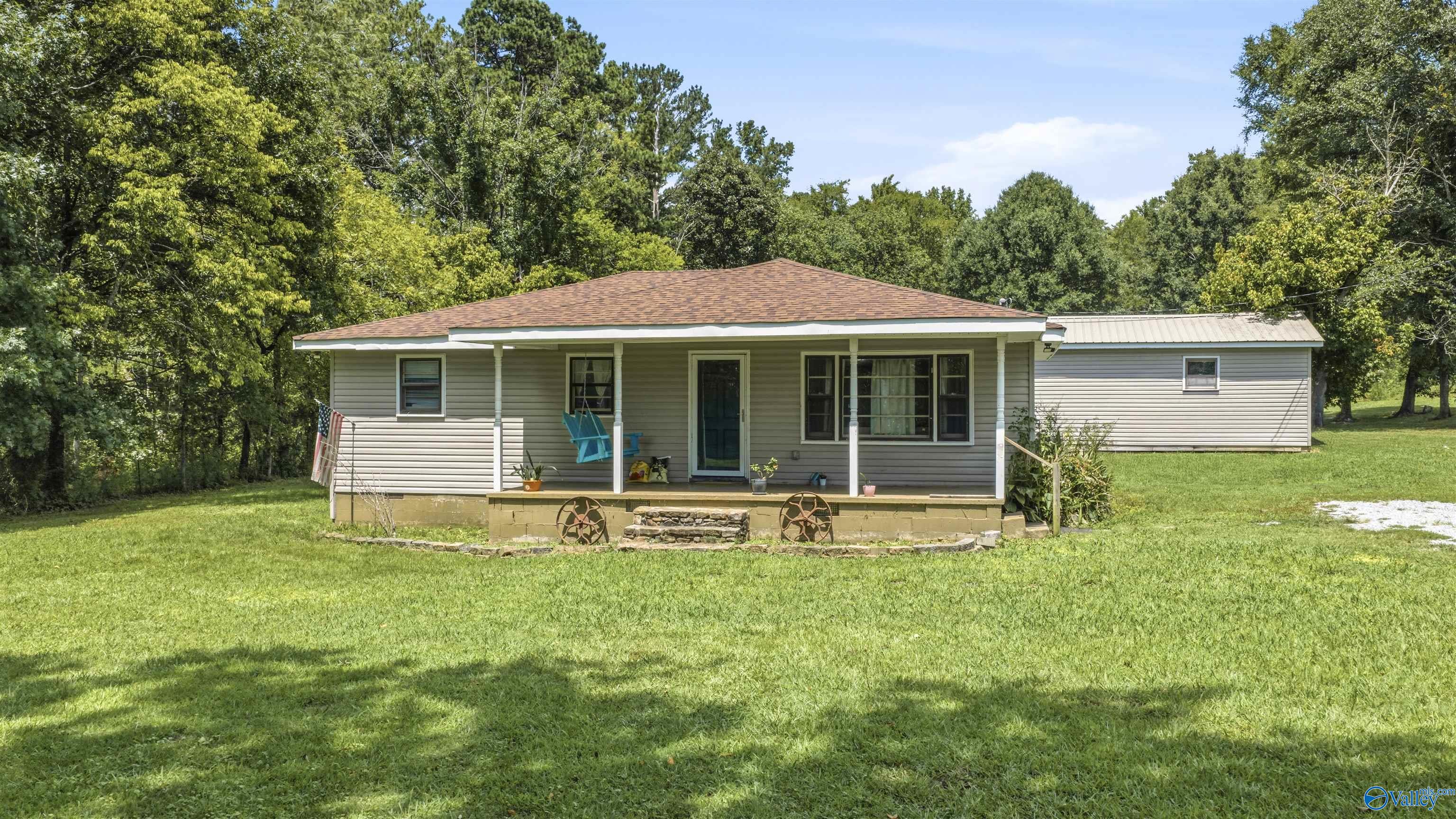 286 Lowery Road