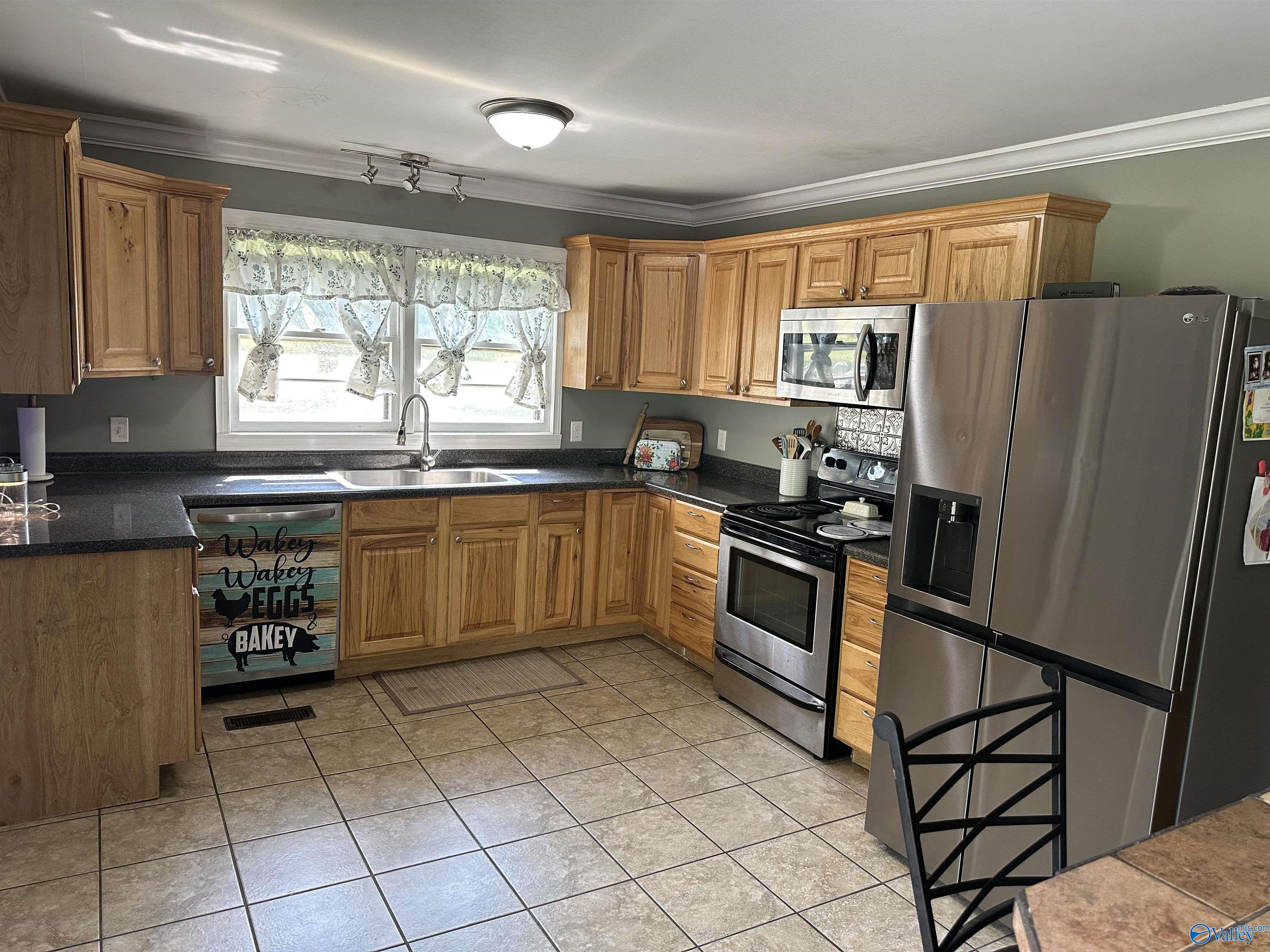 286 Lowery Road