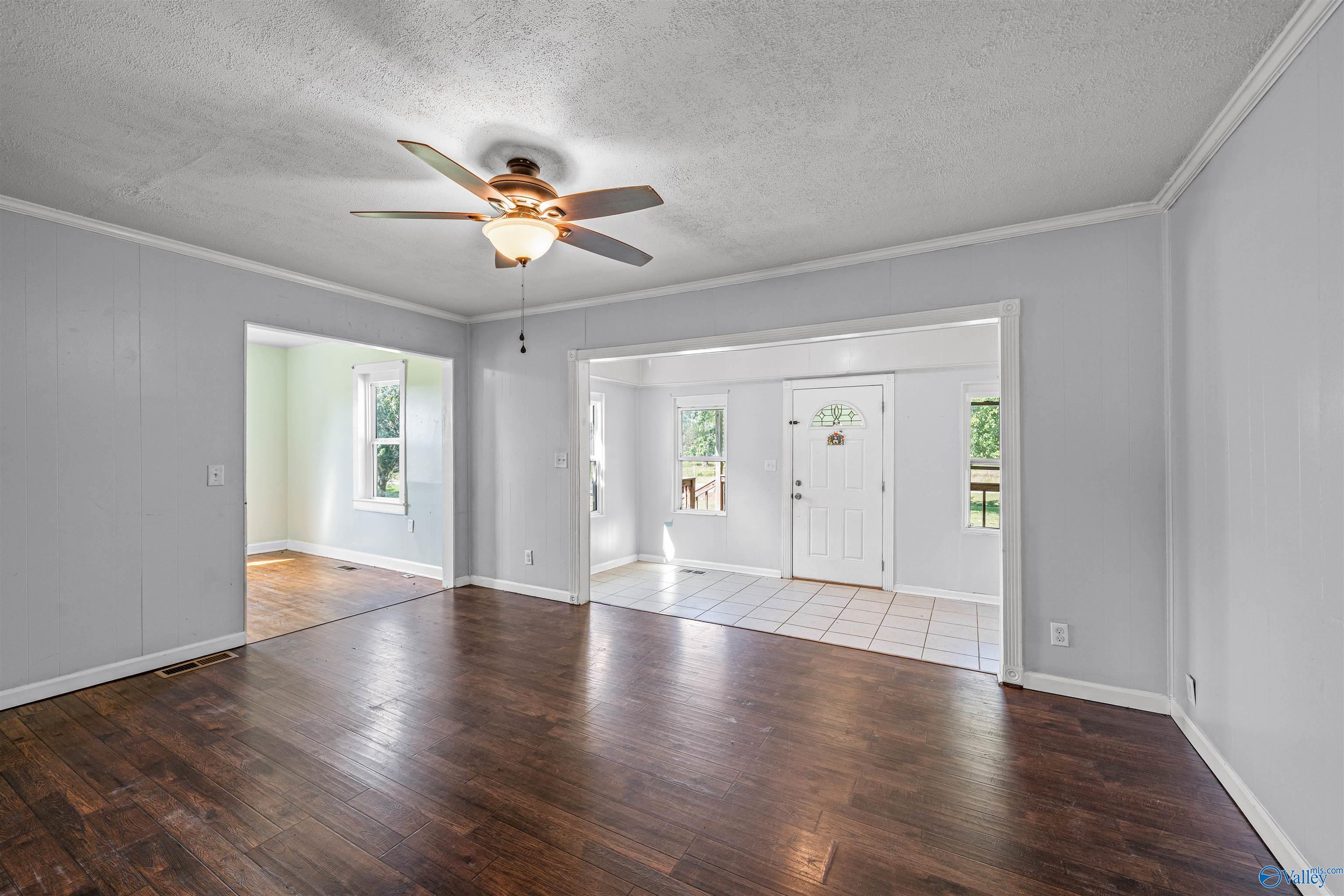 453 Lands Road