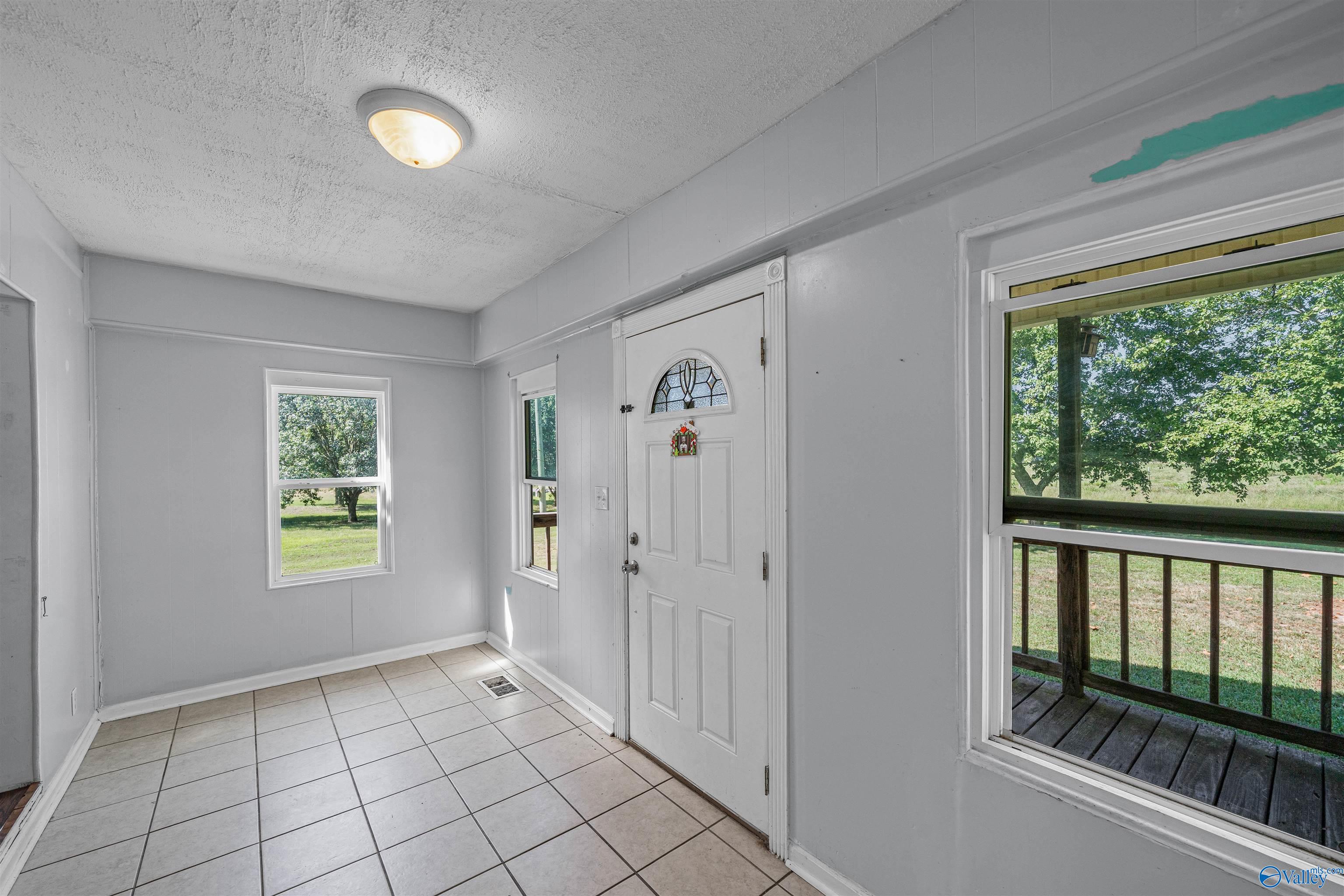 453 Lands Road
