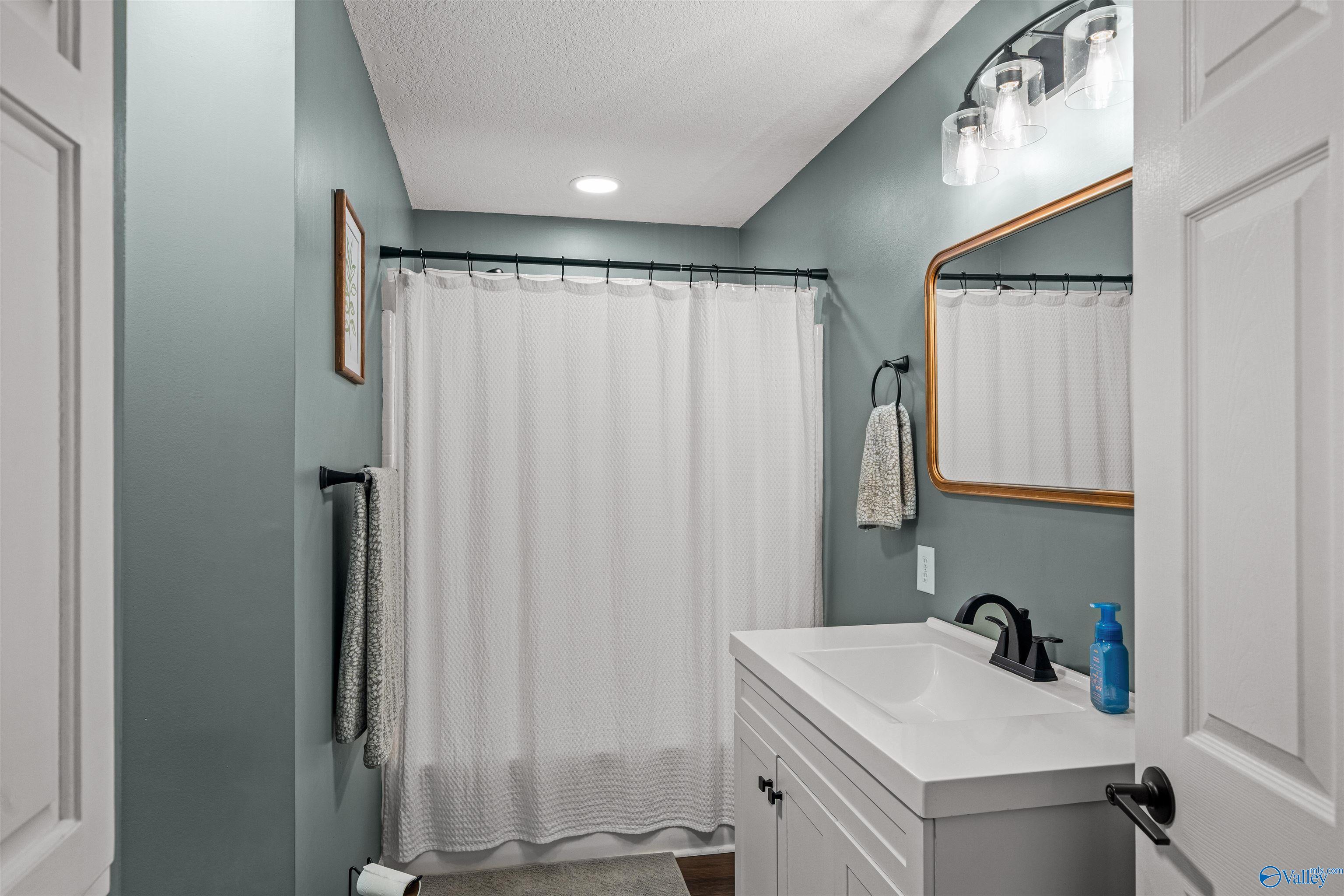 120 County Road 772