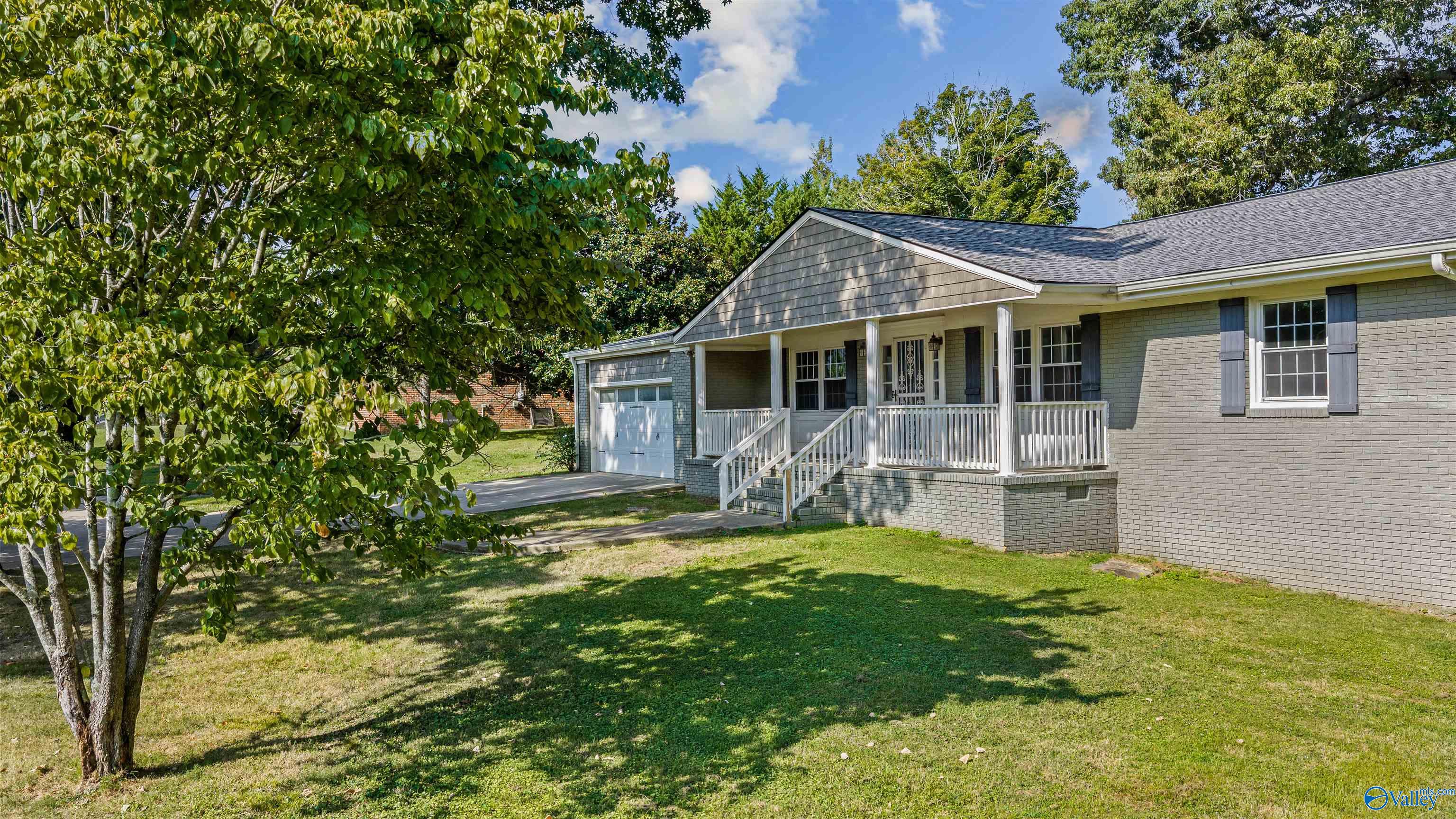 3002 N Alabama Avenue
