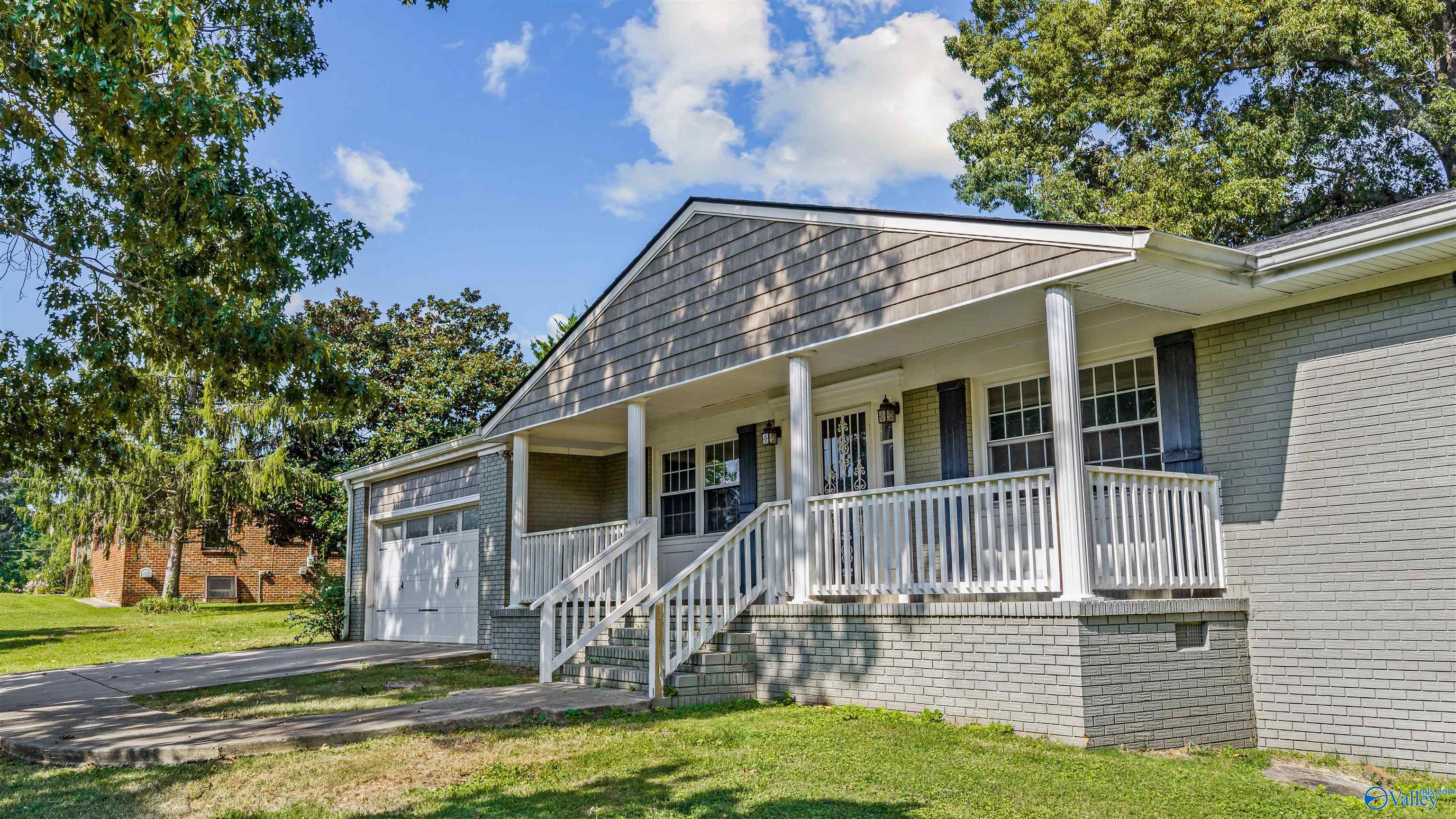 3002 N Alabama Avenue