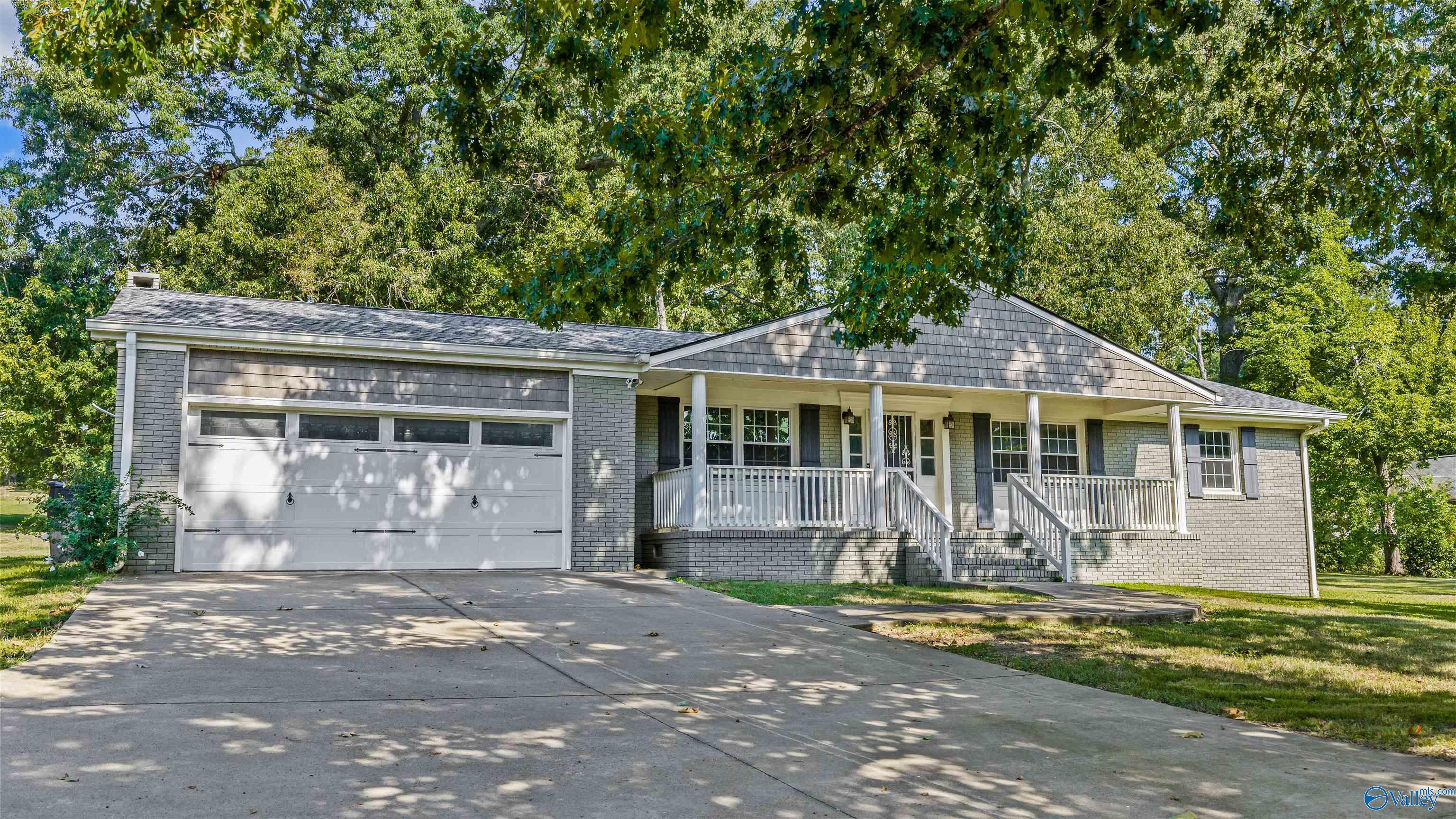 3002 N Alabama Avenue