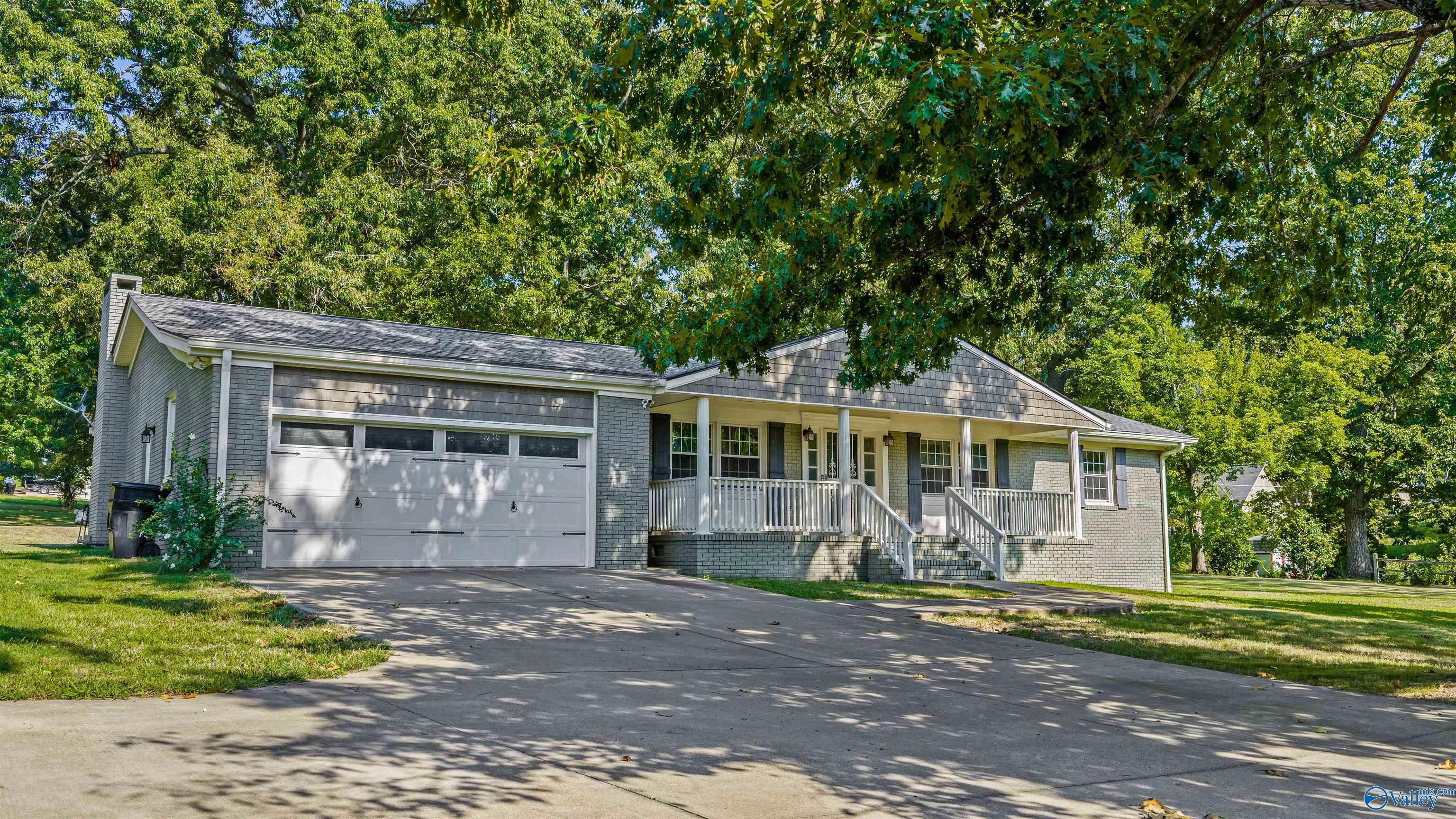 3002 N Alabama Avenue