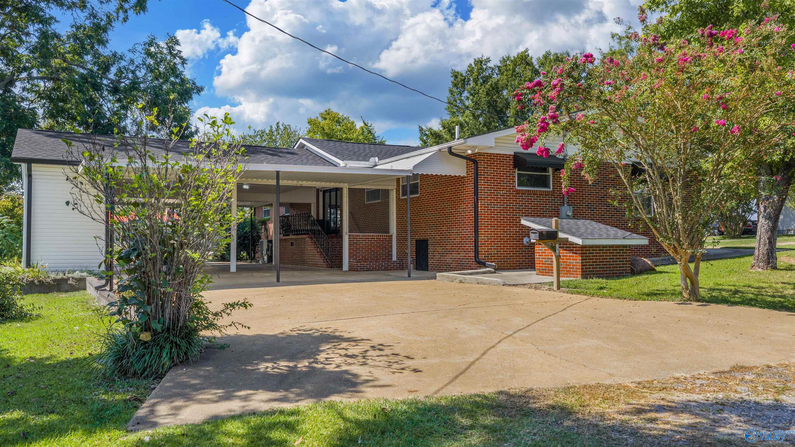 61 Rains Avenue