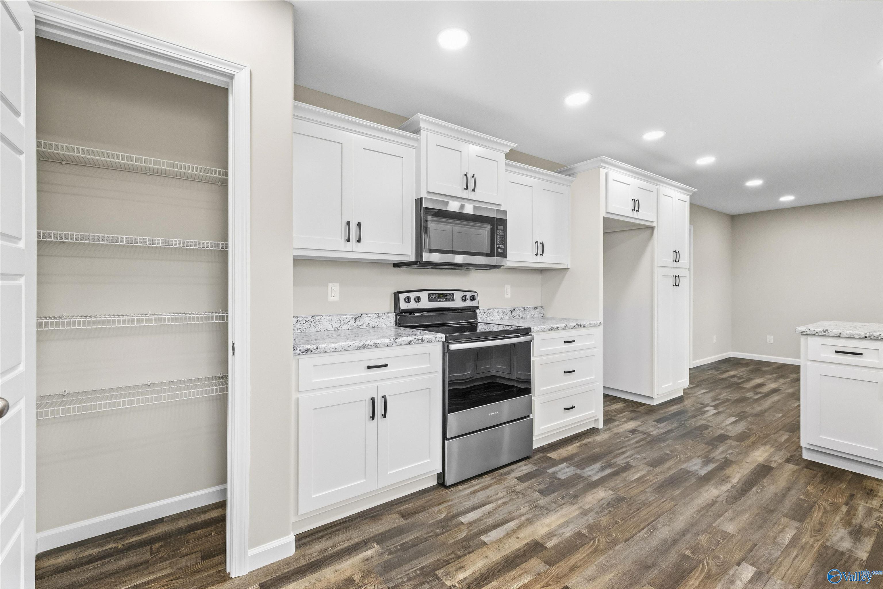 380 County Road 244