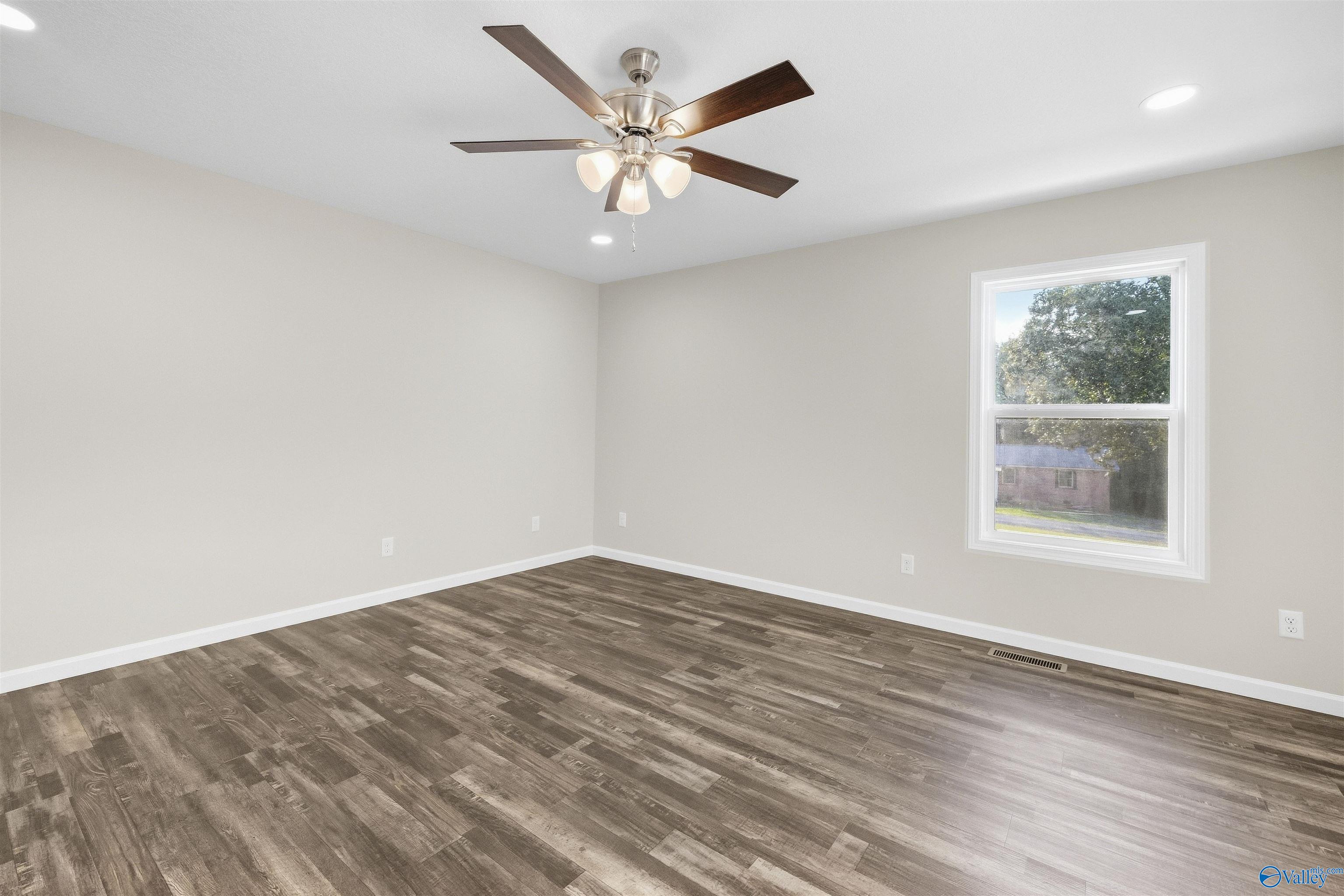 380 County Road 244