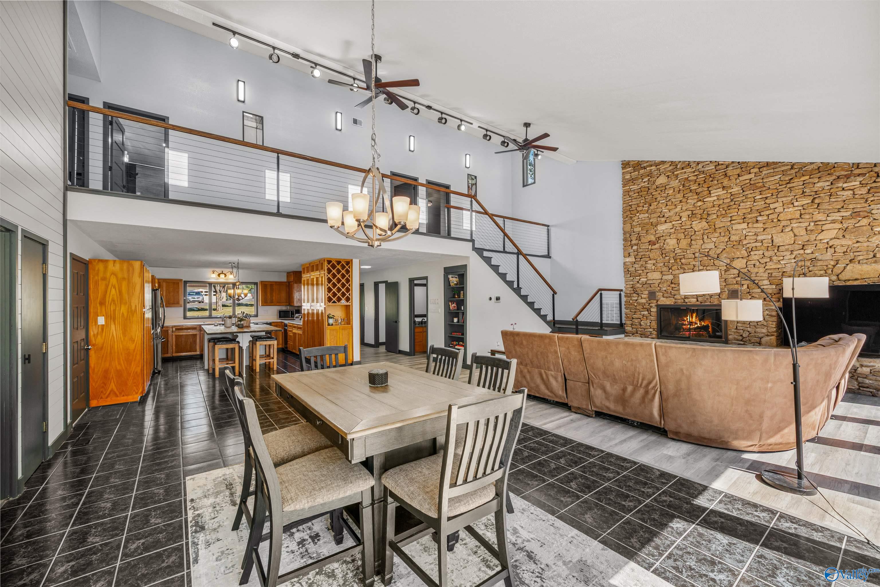 48 Elizabeth Drive NE