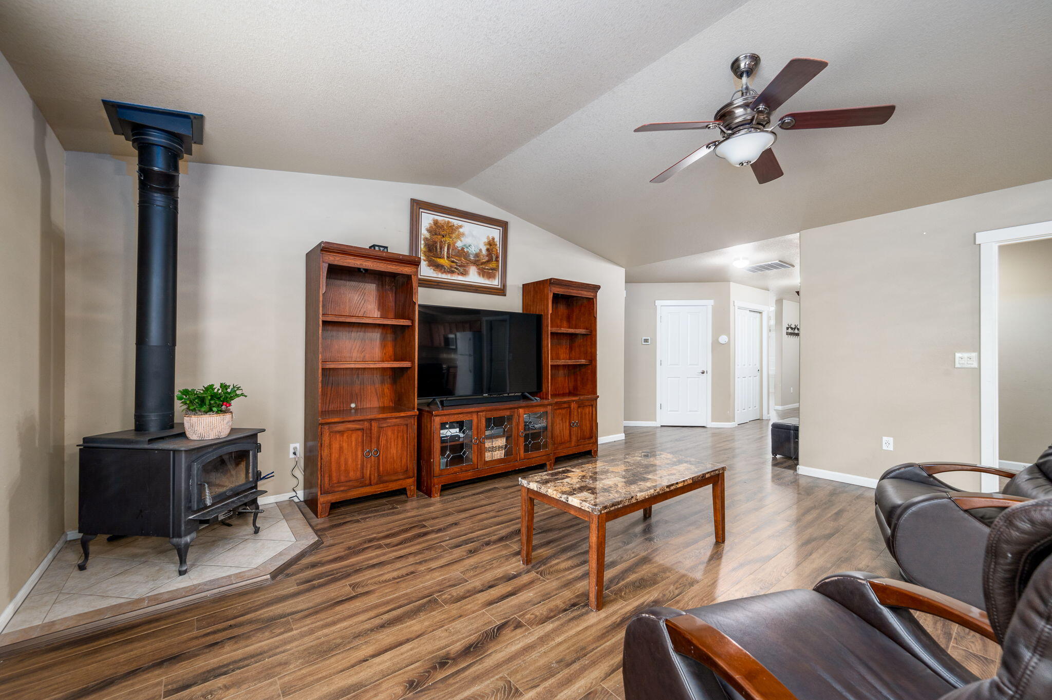 2858 SW Deschutes Drive