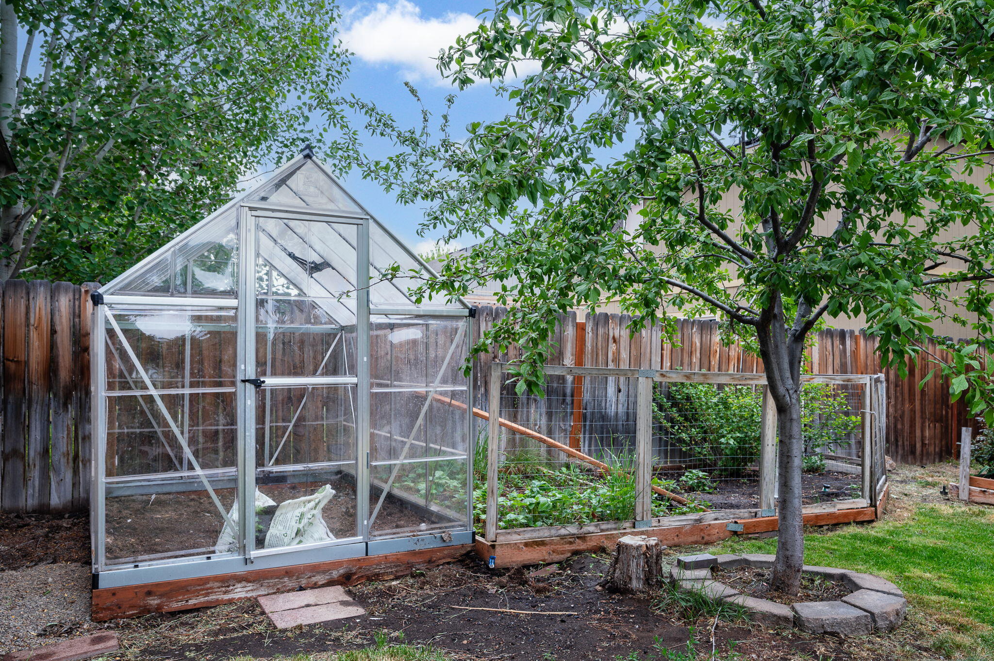 2858 SW Deschutes Drive