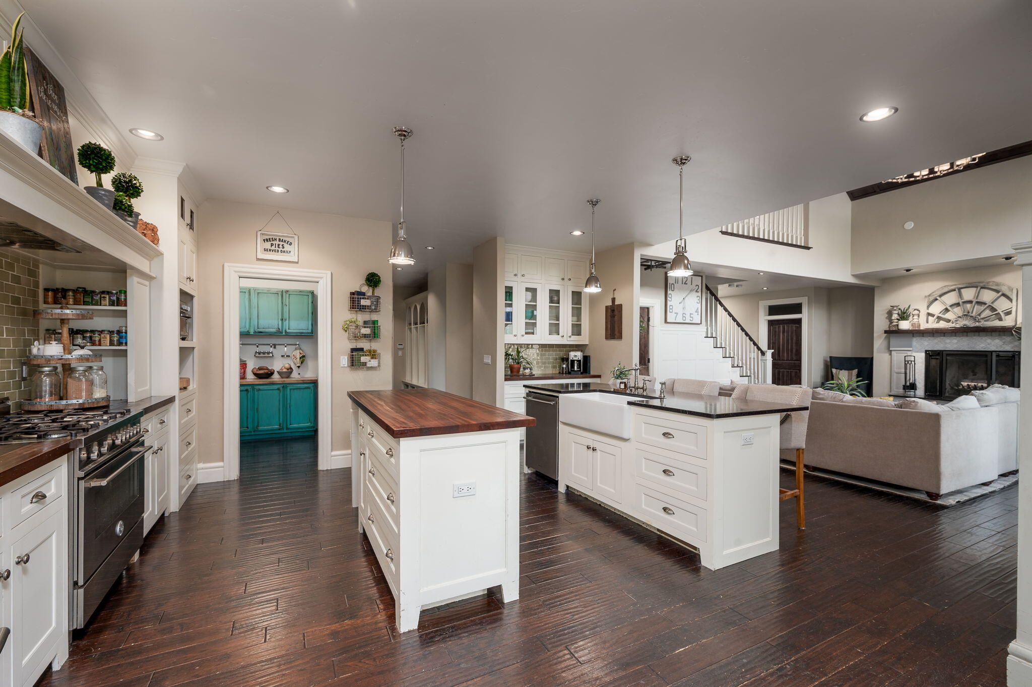 2518 SW 43rd Court