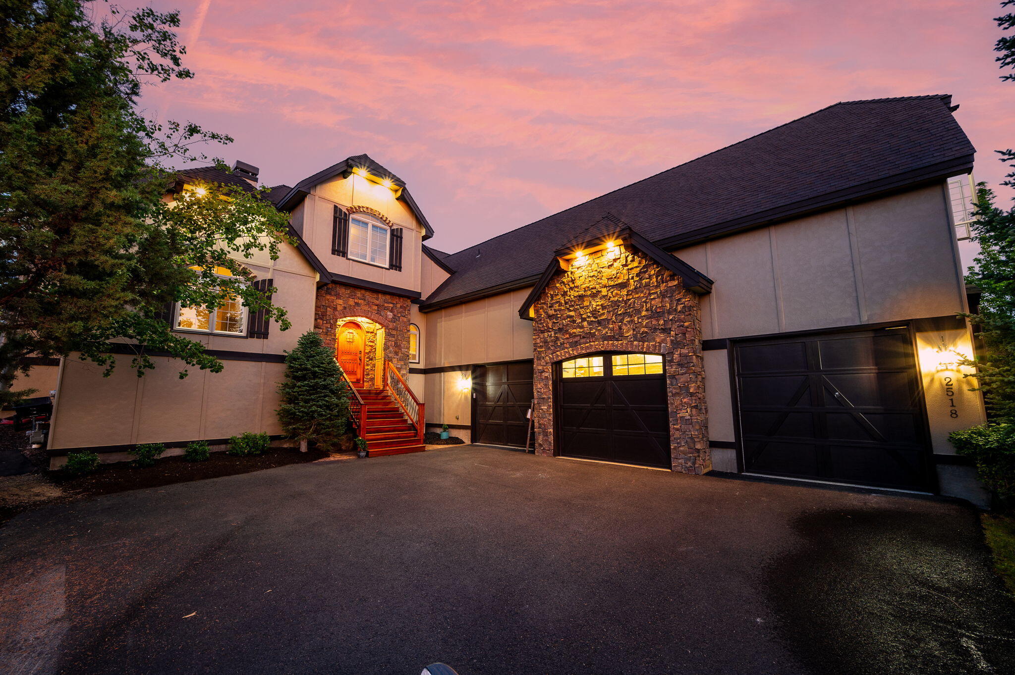 2518 SW 43rd Court