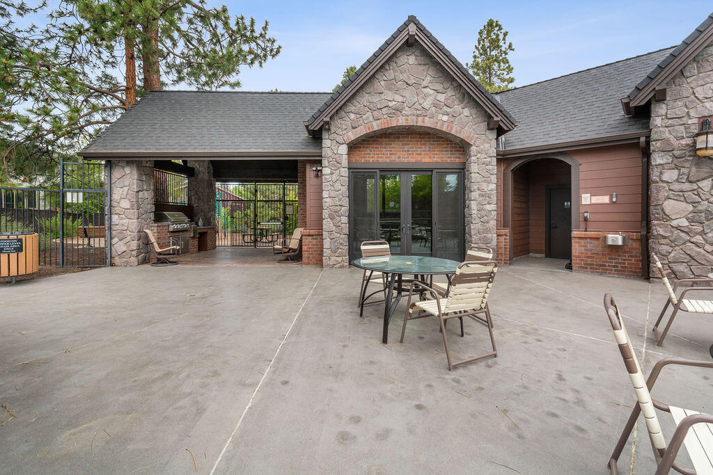 60371 Hedgewood Lane