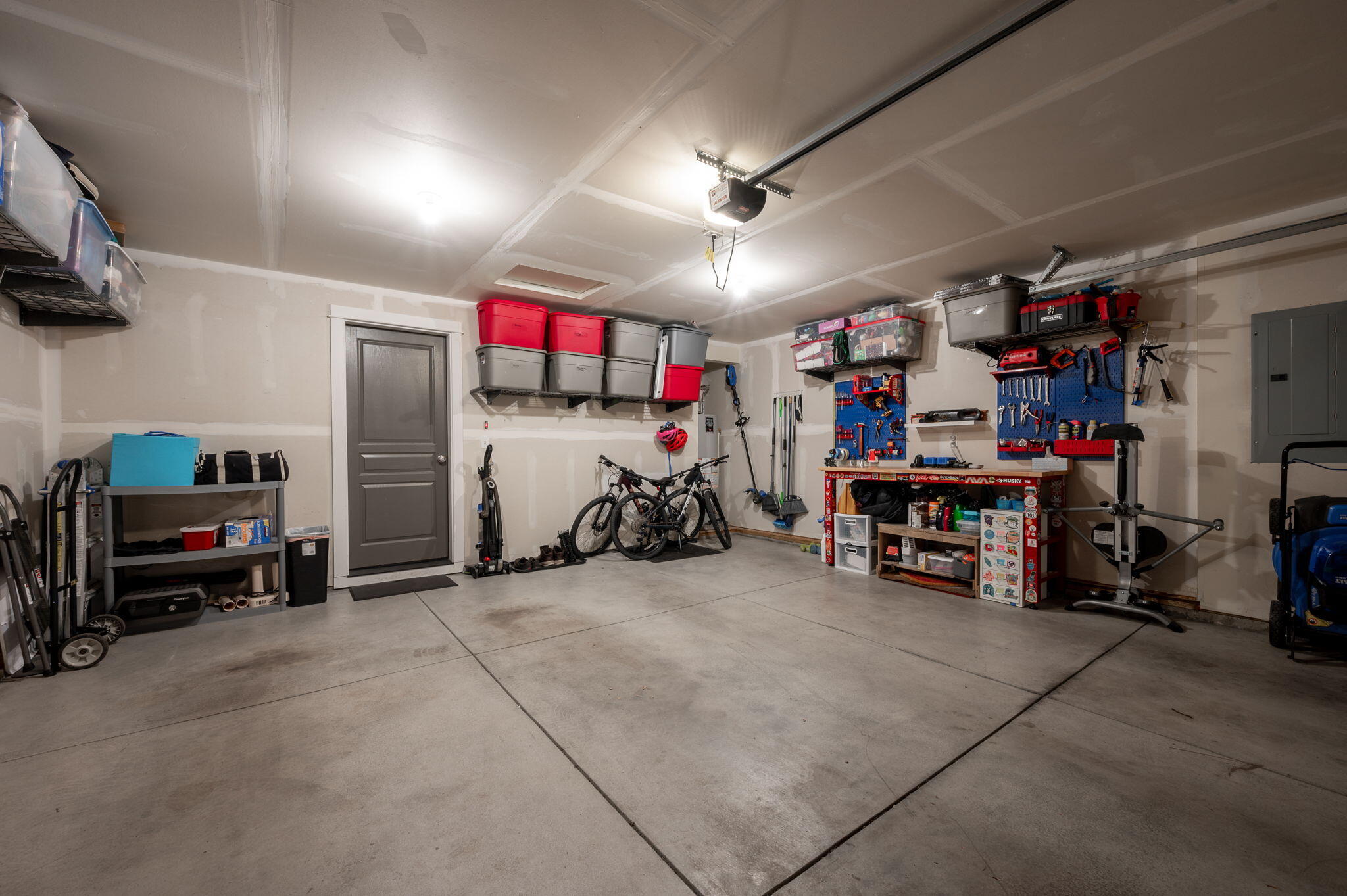 1049 NW 26th Way
