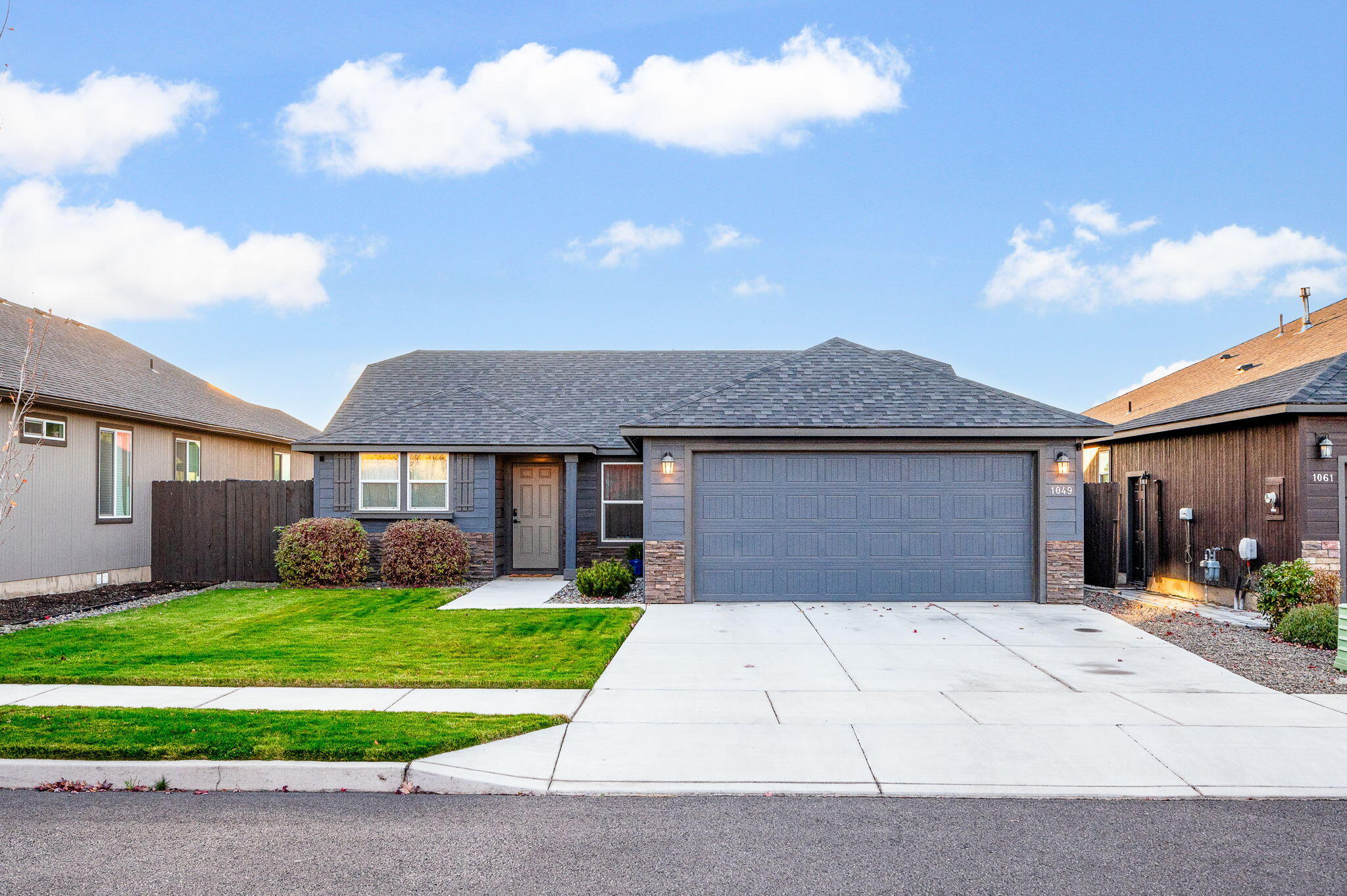 1049 NW 26th Way