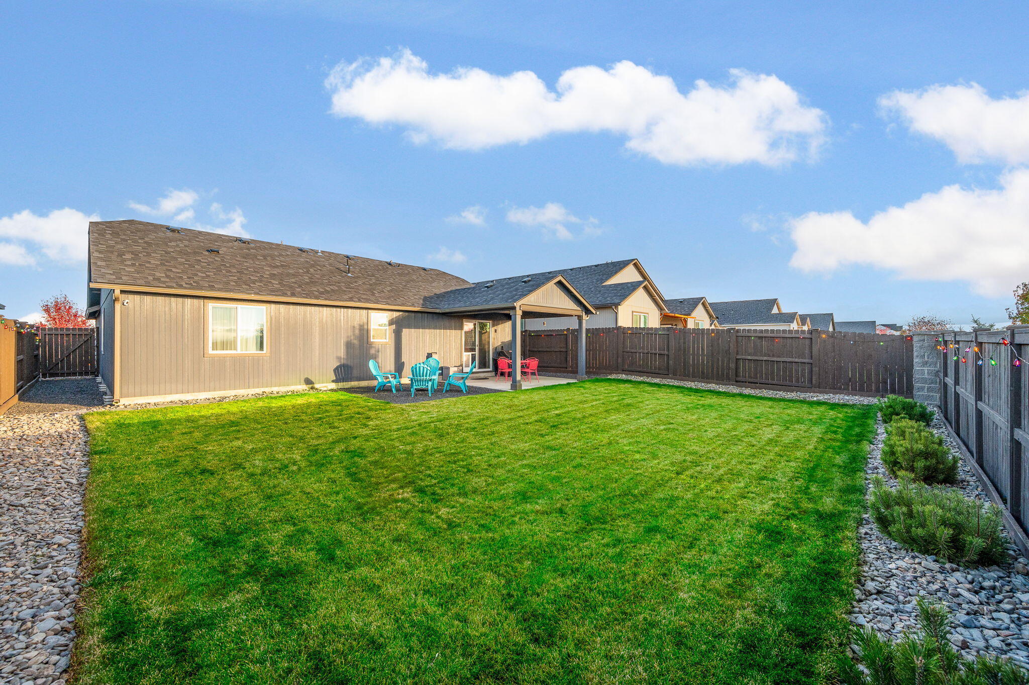 1049 NW 26th Way