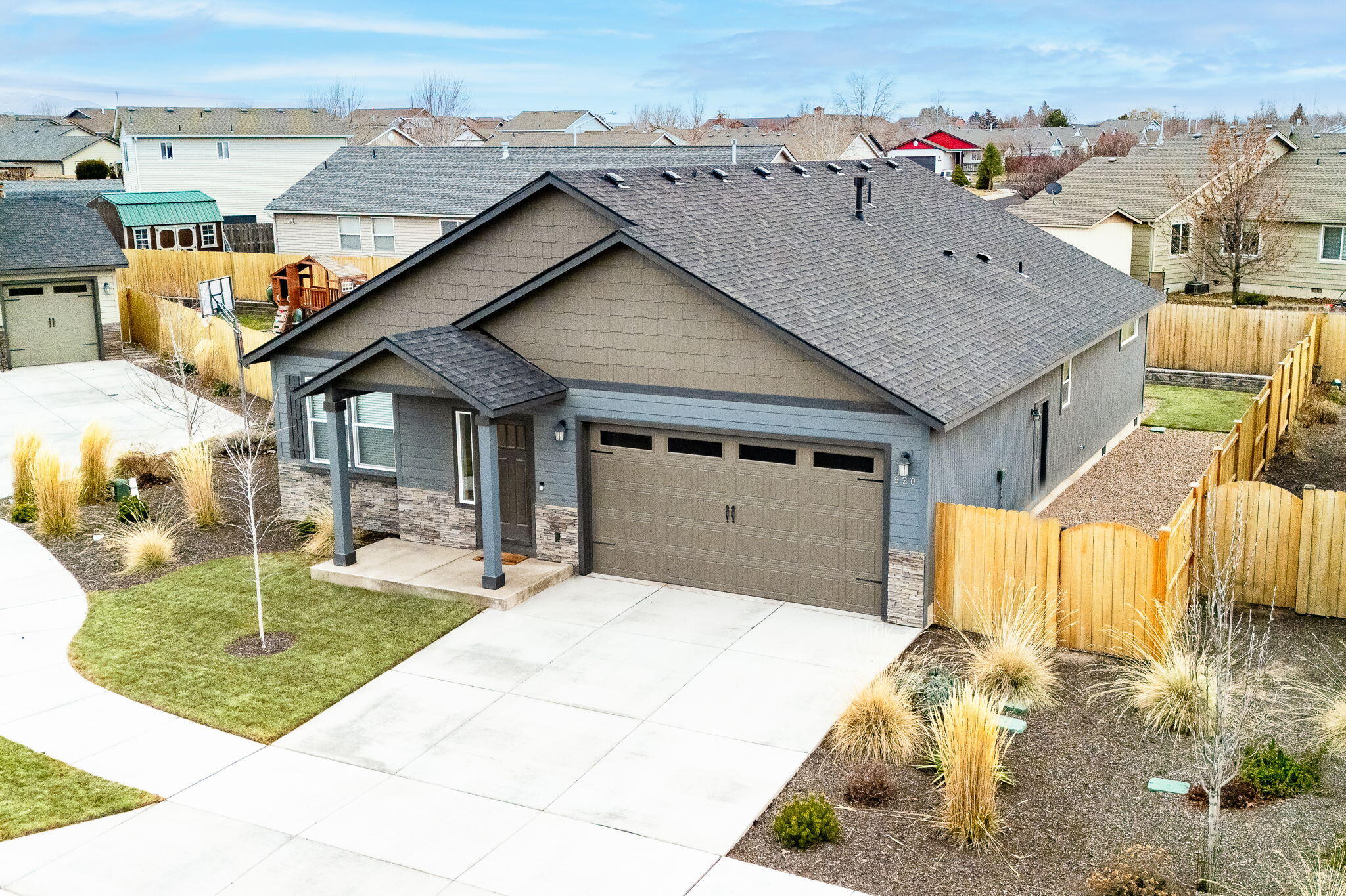 920 NW Teak Court
