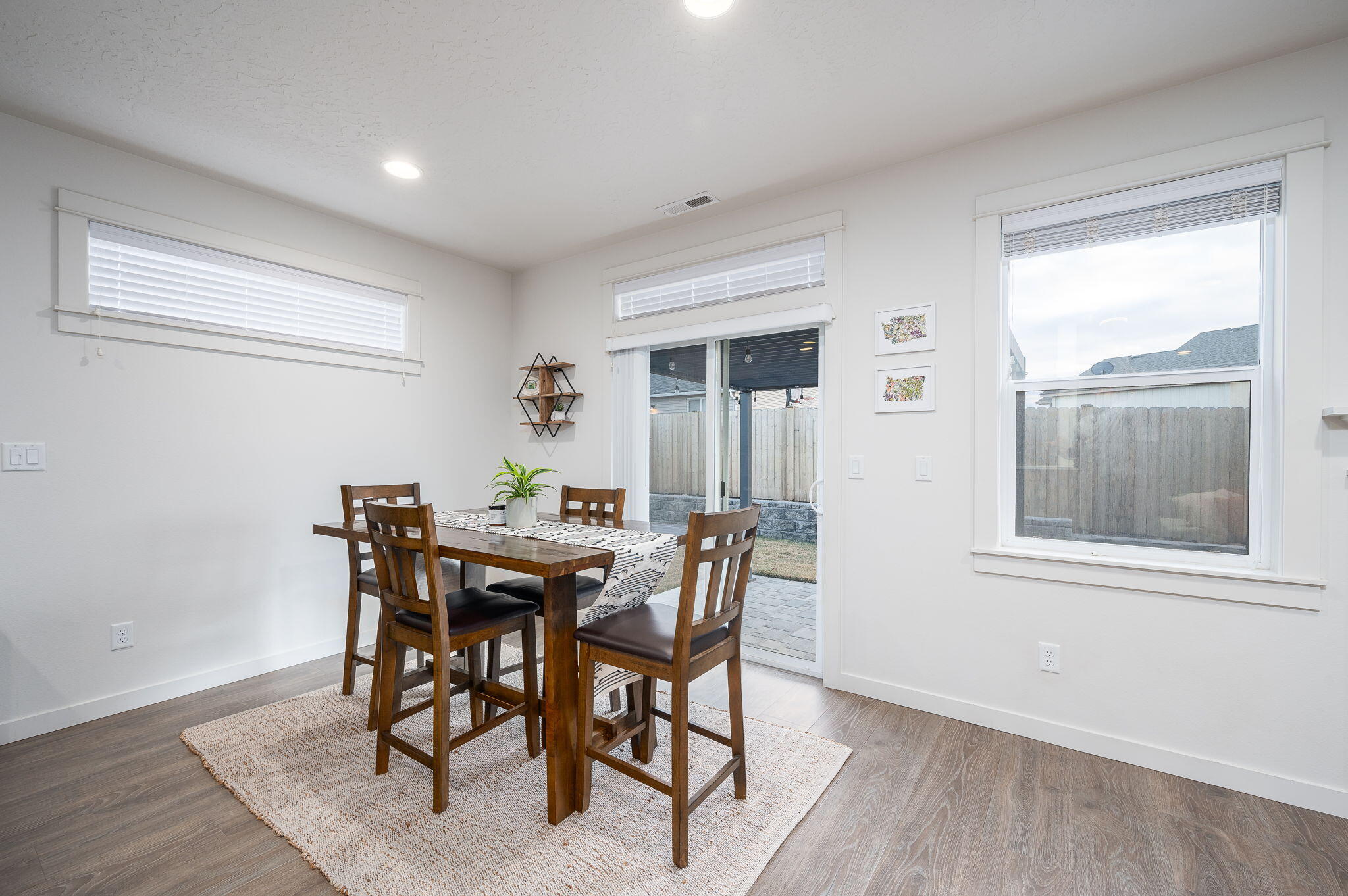920 NW Teak Court