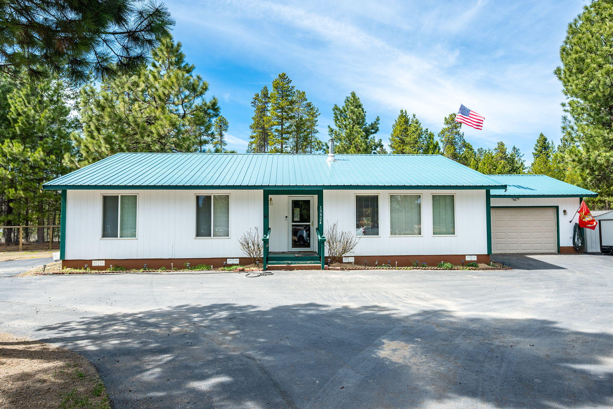 15924 Sparks Drive