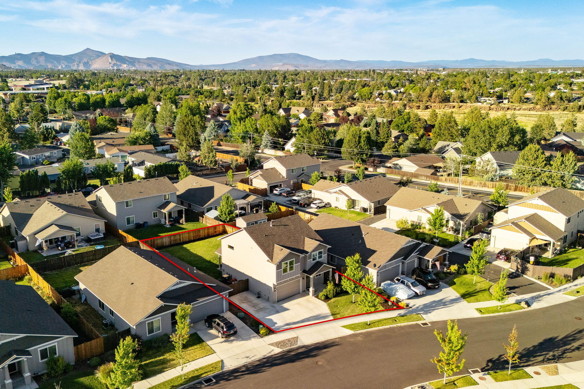 2383 SW Newberry Loop