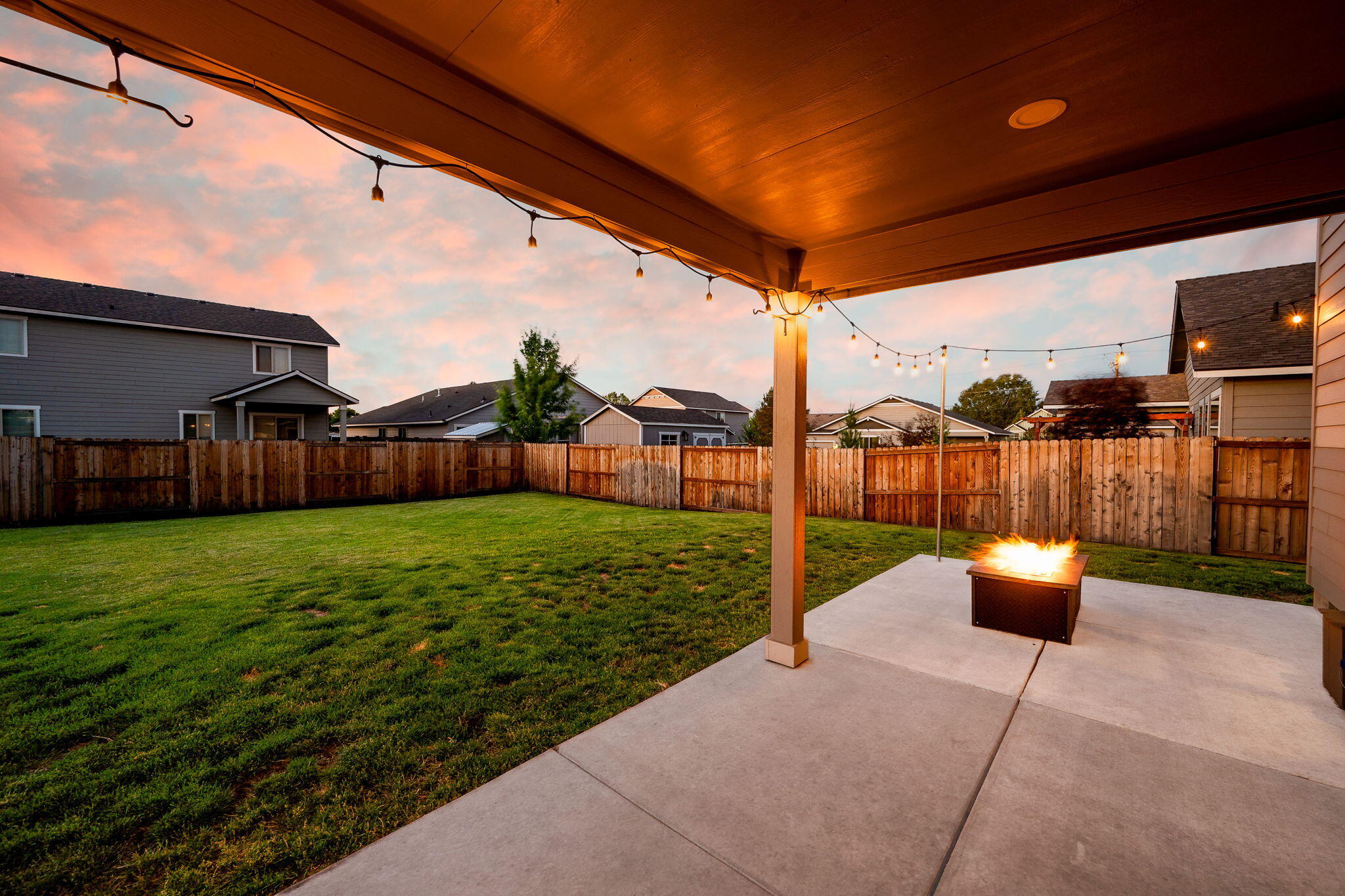 2383 SW Newberry Loop