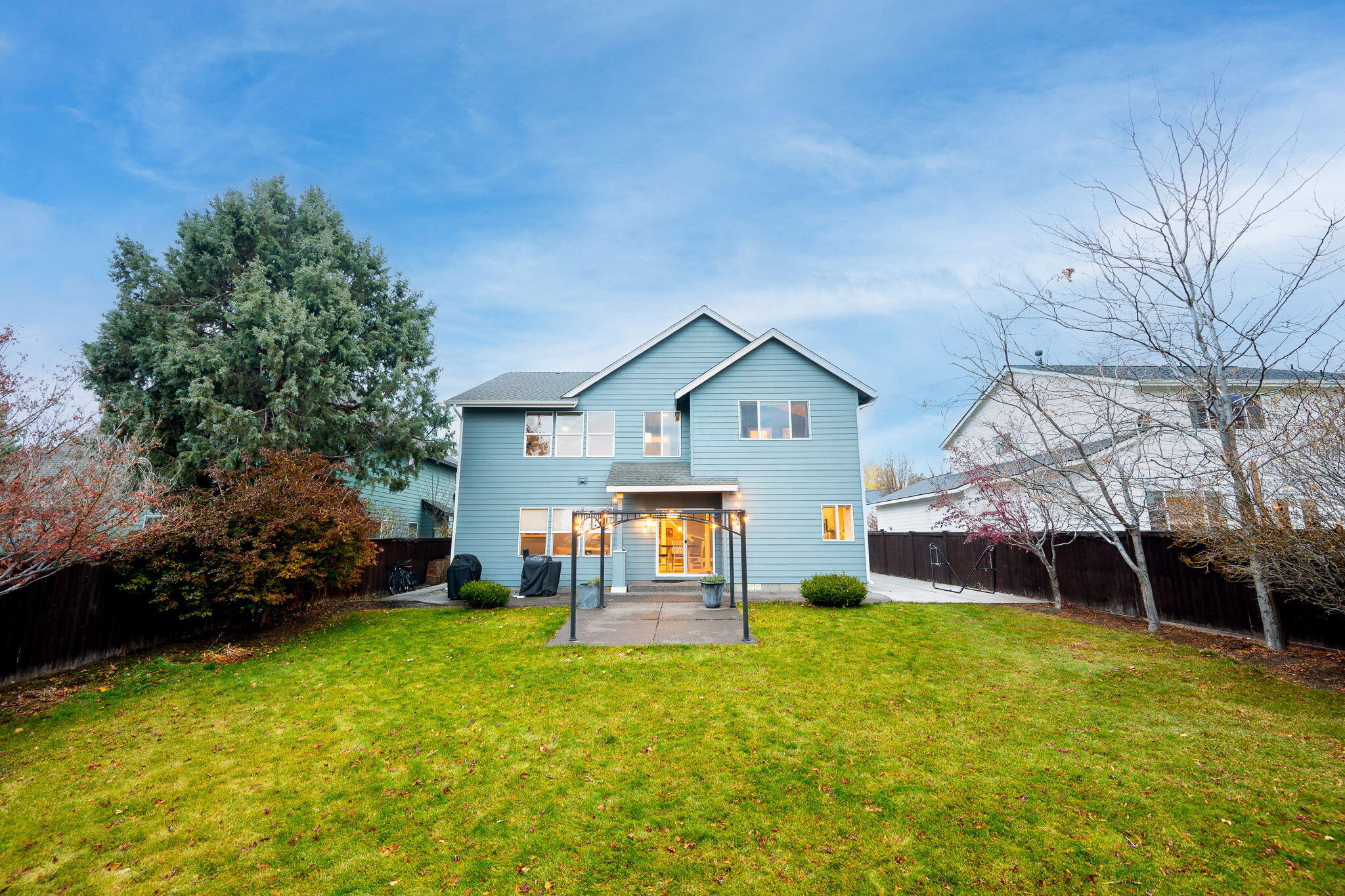 3073 NE Quiet Canyon Drive