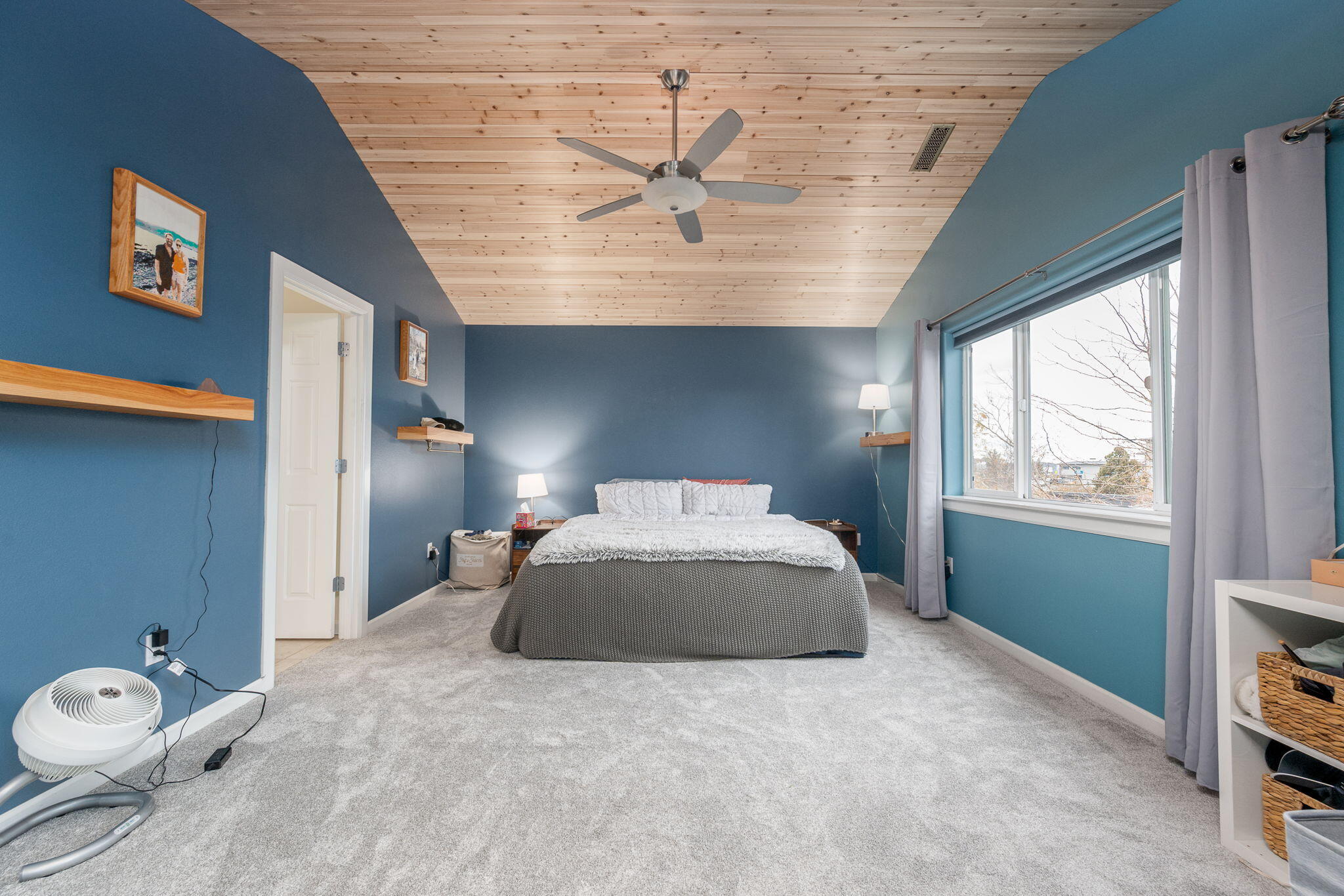 3073 NE Quiet Canyon Drive