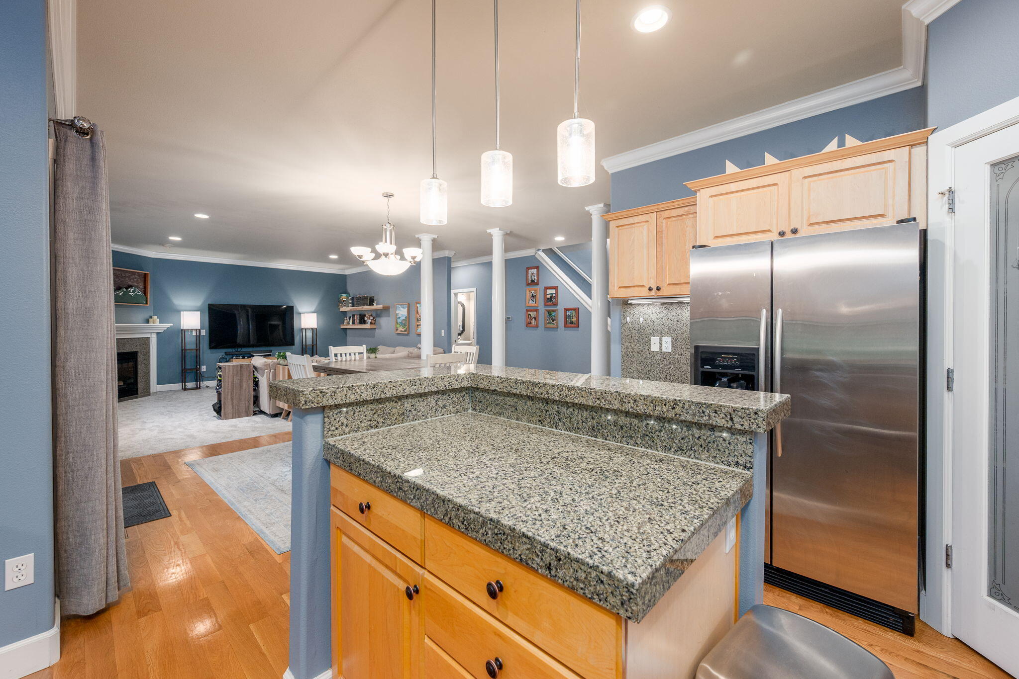 3073 NE Quiet Canyon Drive