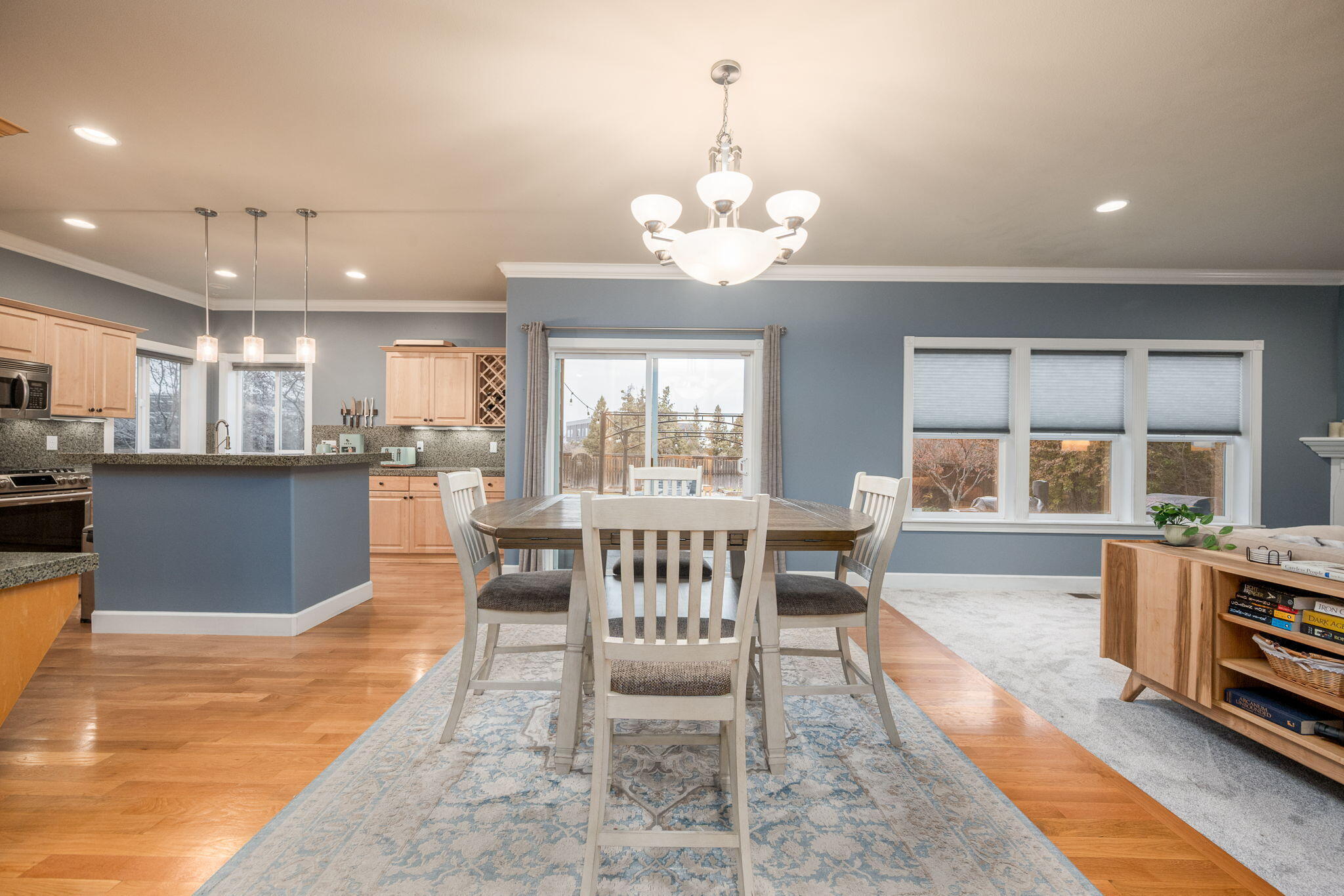 3073 NE Quiet Canyon Drive