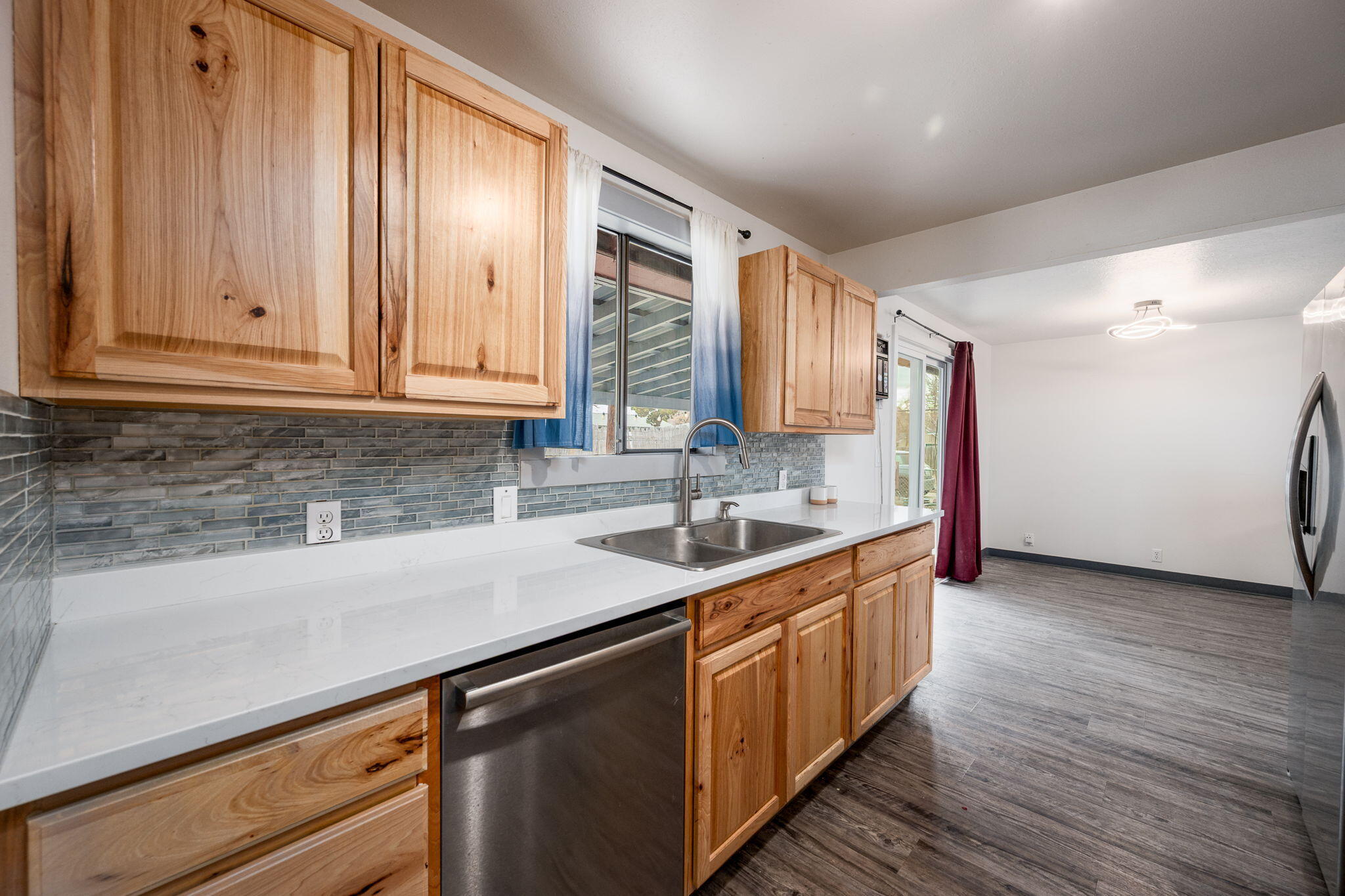 958 SE SE 7th Street