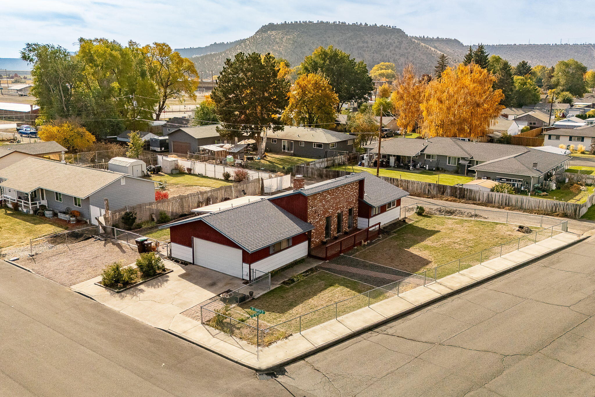 958 SE SE 7th Street