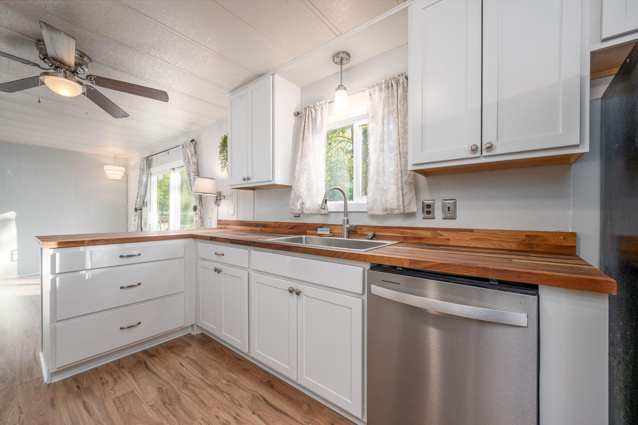 19760 Mahogany Street