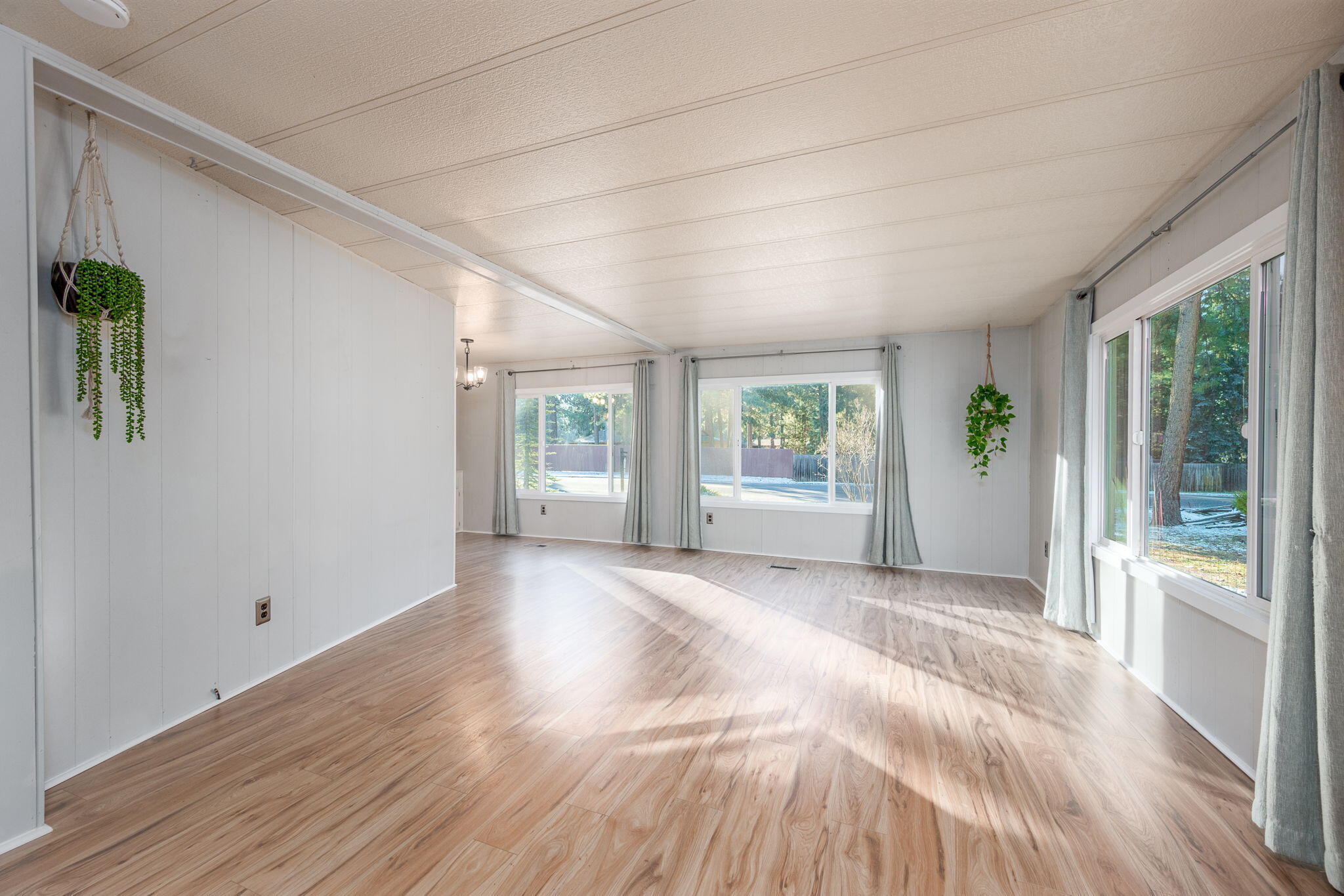 19760 Mahogany Street