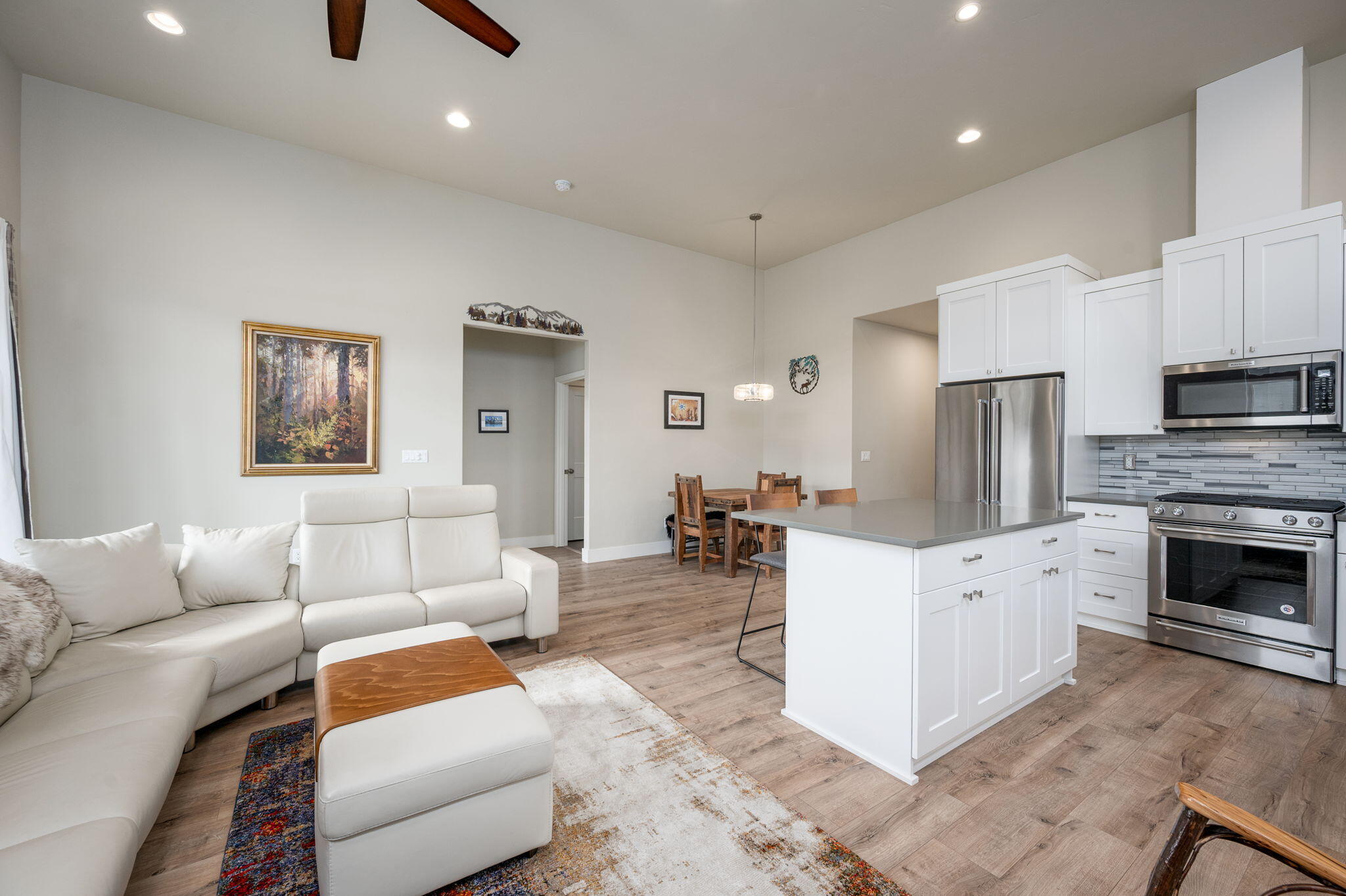 63101 NW Via Cambria