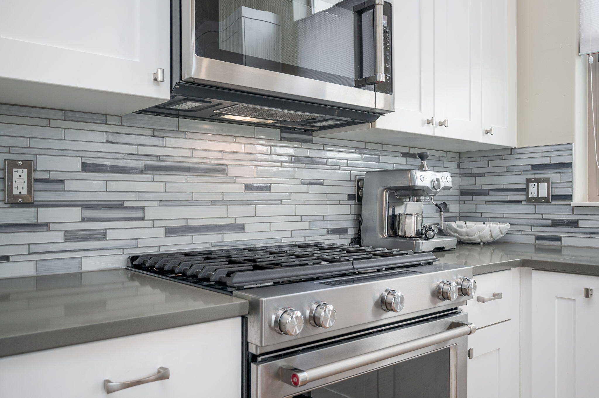 63101 NW Via Cambria