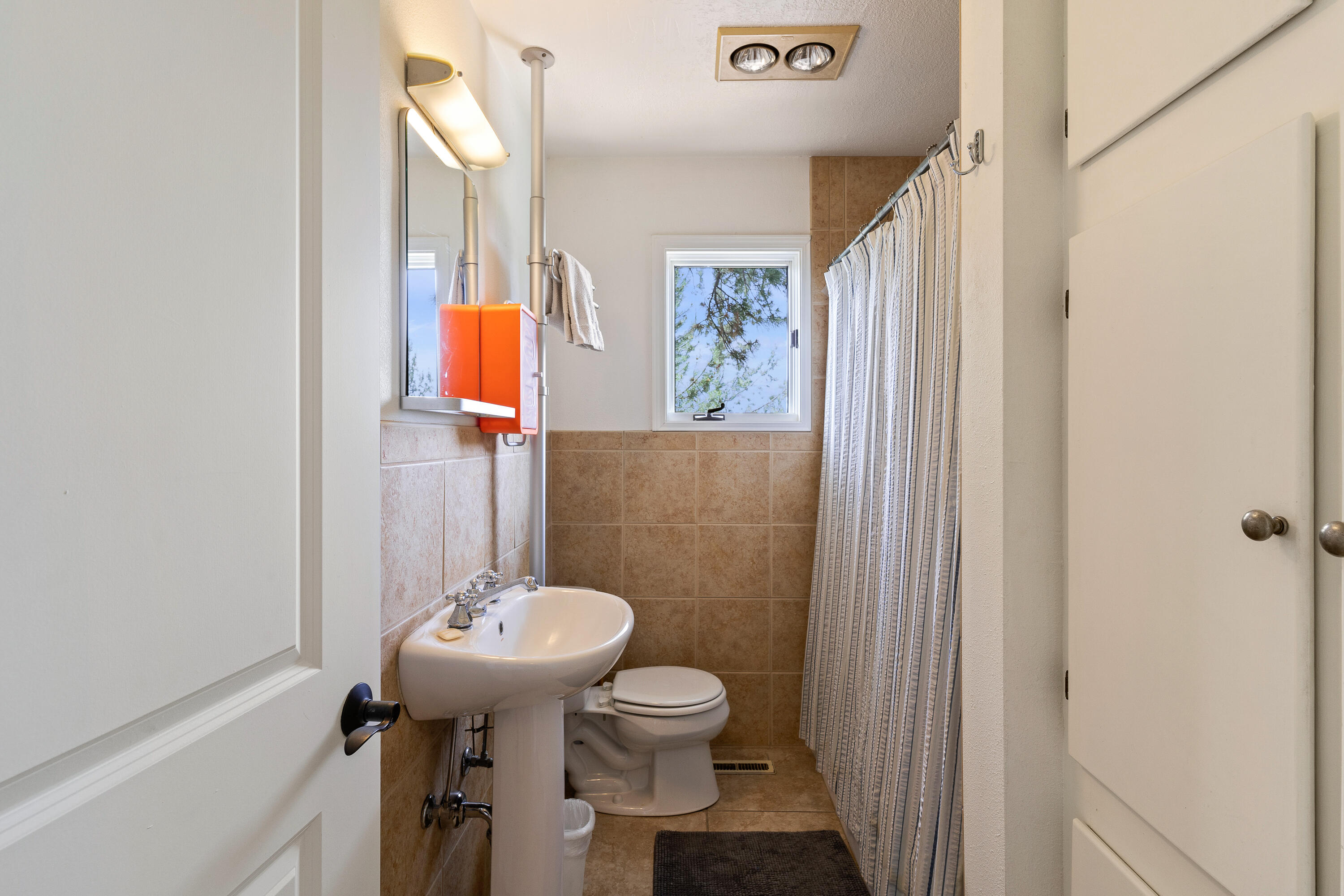 1535 NW Quincy Avenue