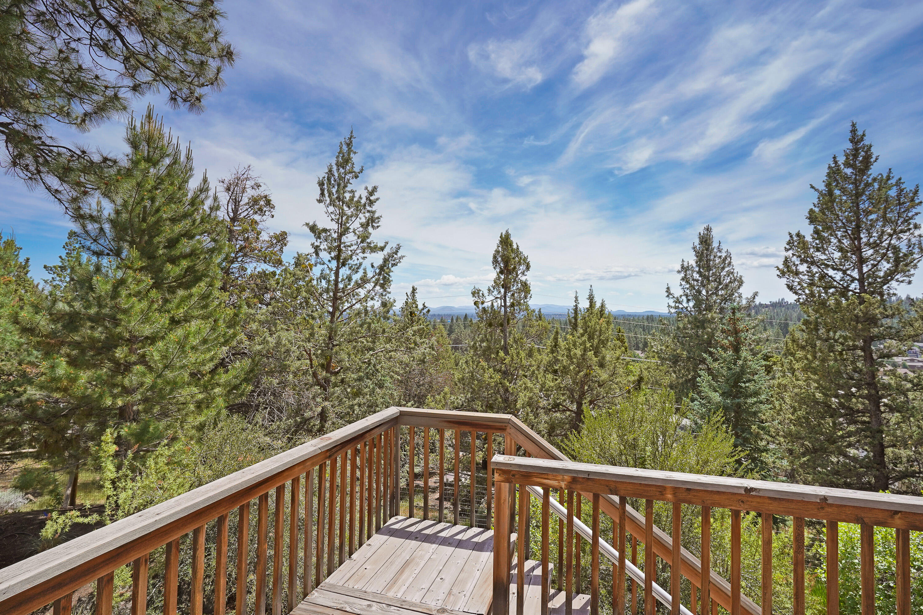 1535 NW Quincy Avenue