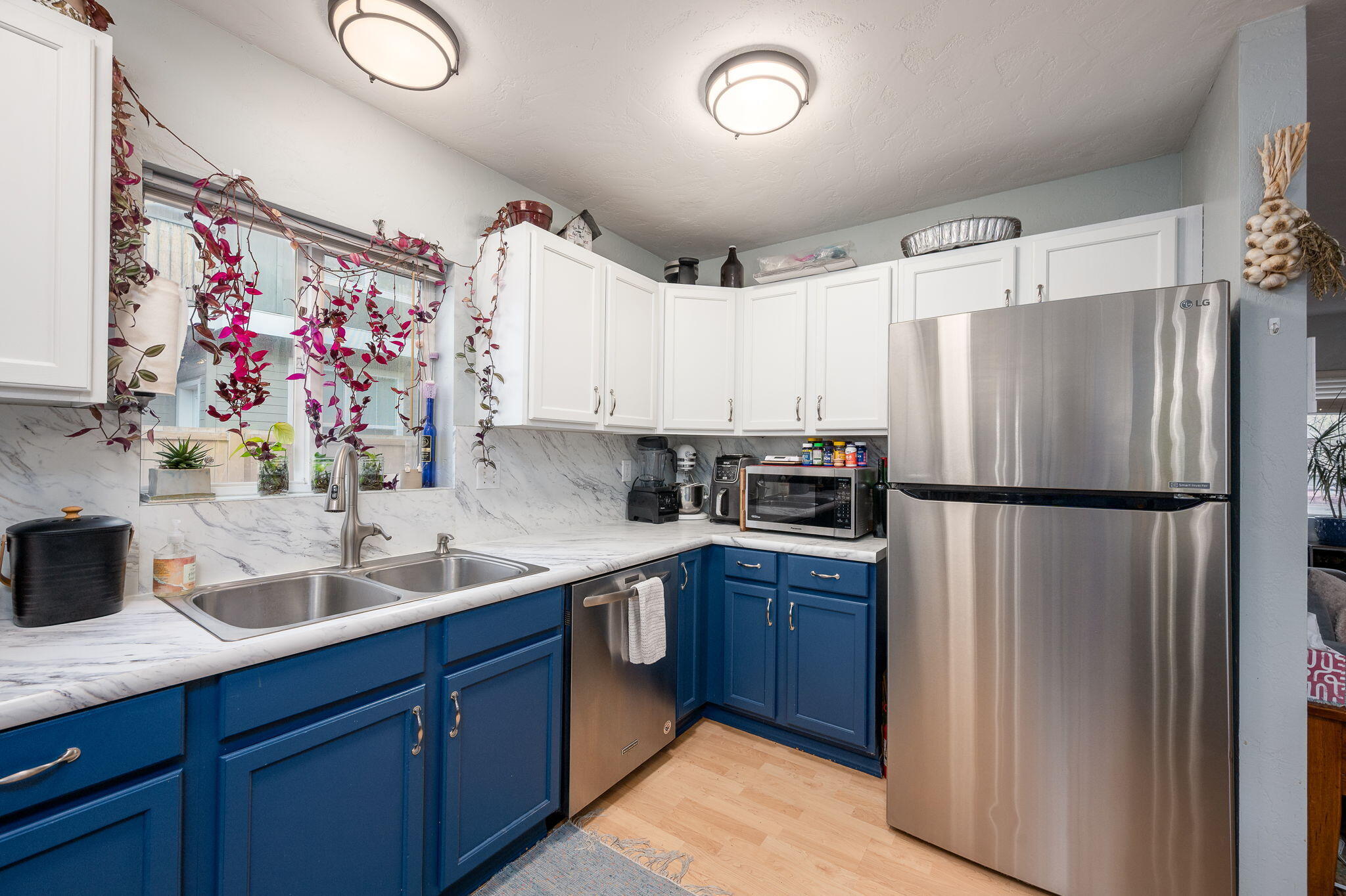 2044 NE Full Moon Drive, # 6