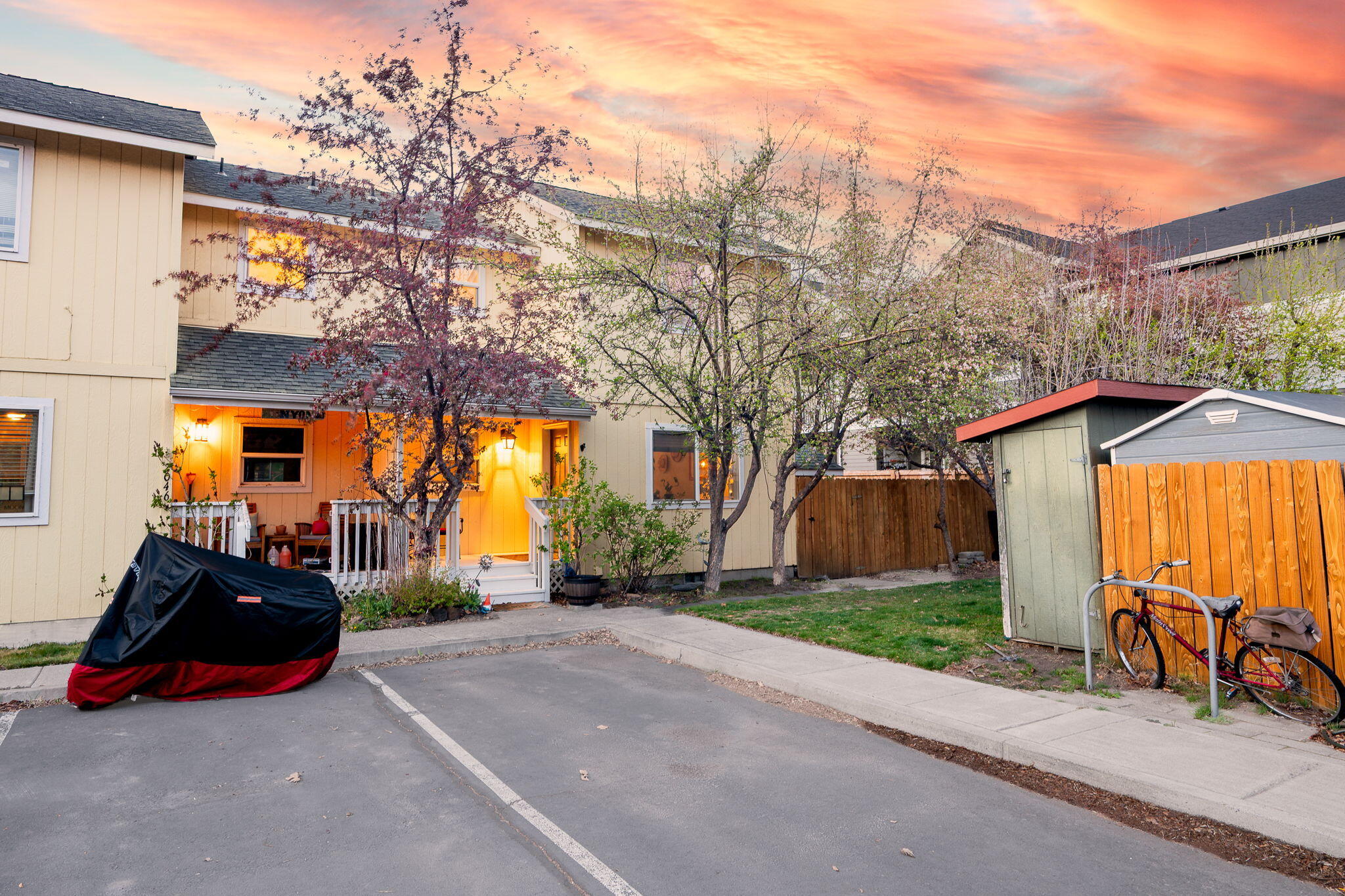 2044 NE Full Moon Drive, # 6