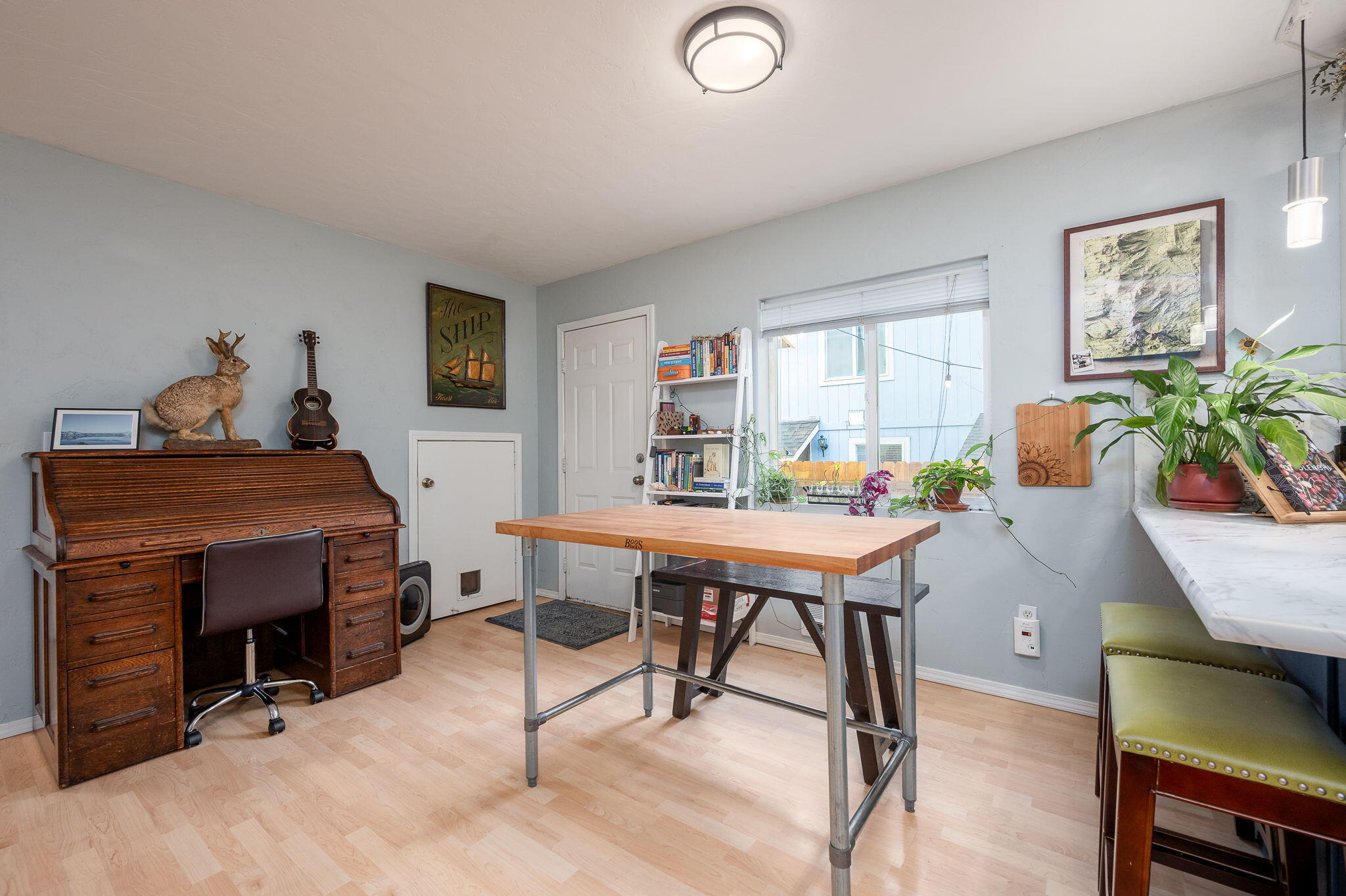 2044 NE Full Moon Drive, # 6