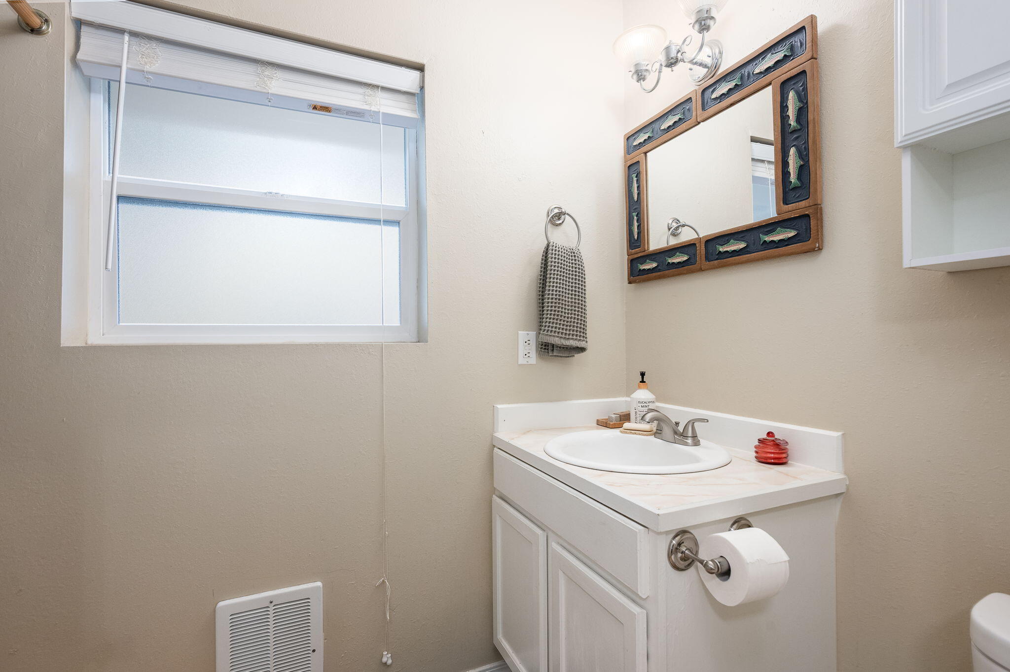 2044 NE Full Moon Drive, # 6